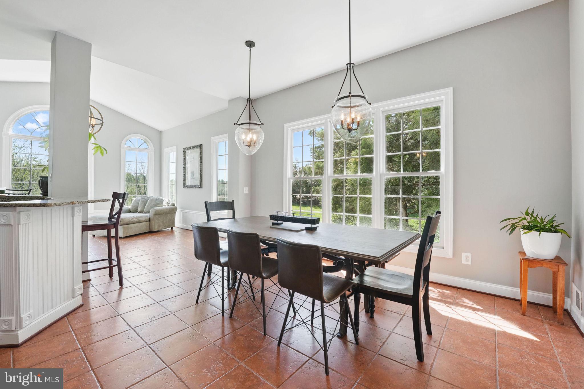 BEACON HILL - Residential