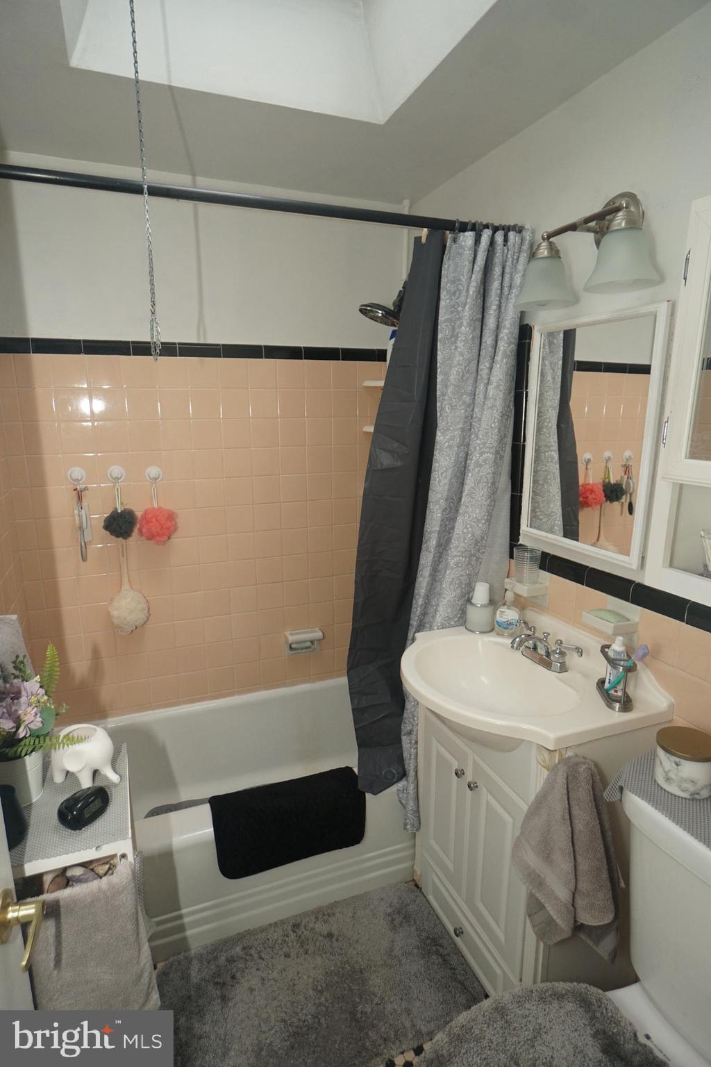 MAYFAIR - Residential