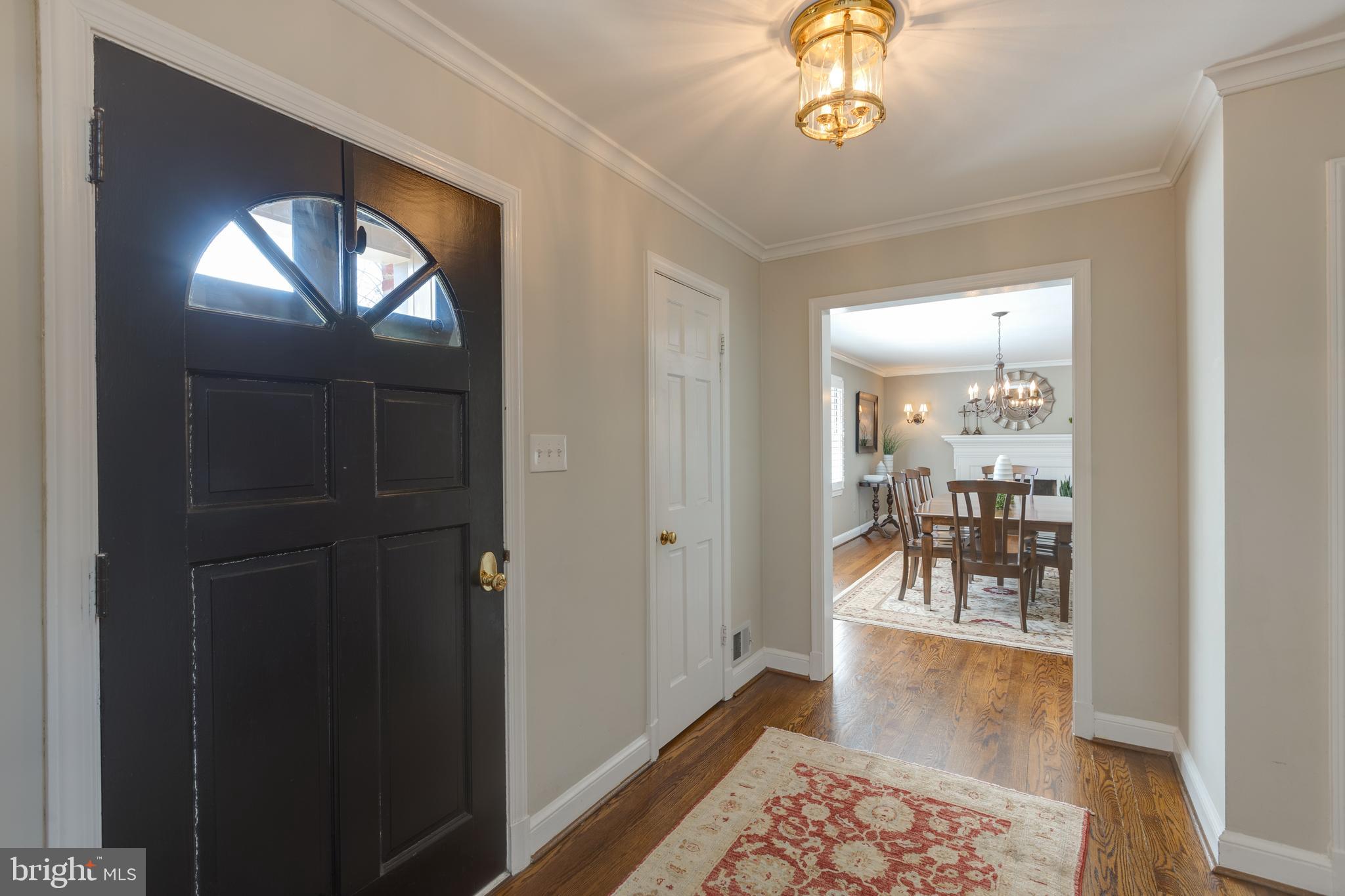 COUNTRY CLUB HILLS - Residential