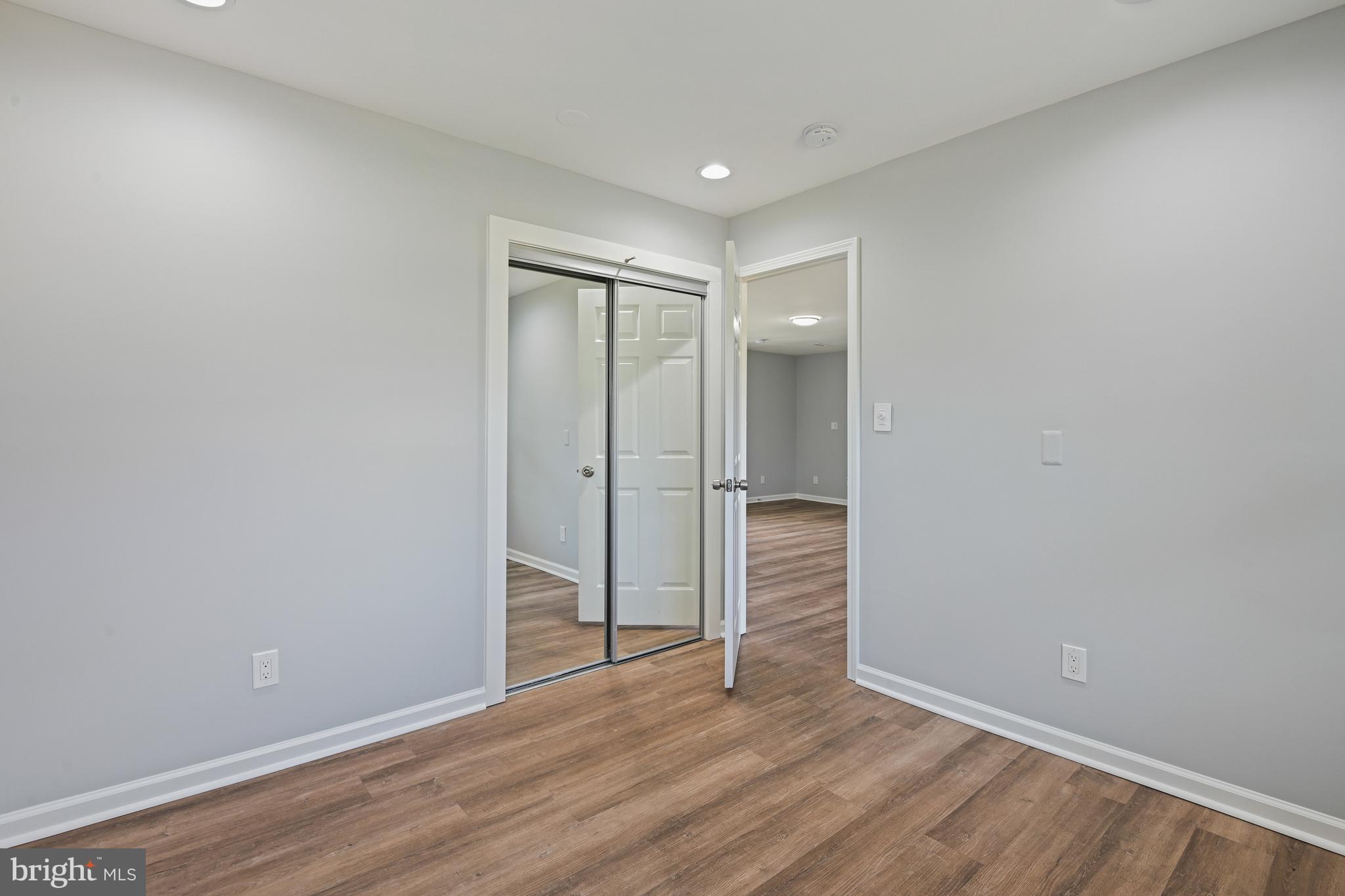 STERLING  PARK - Residential