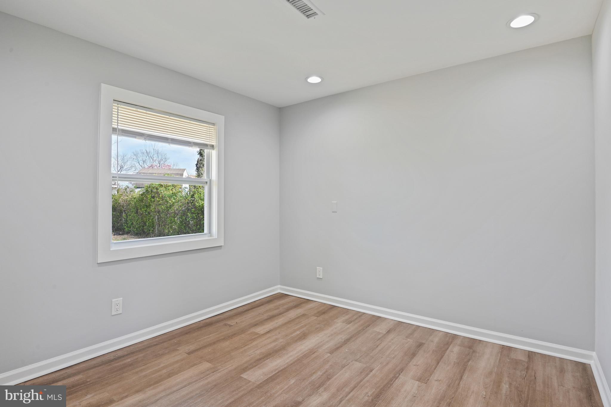 STERLING  PARK - Residential