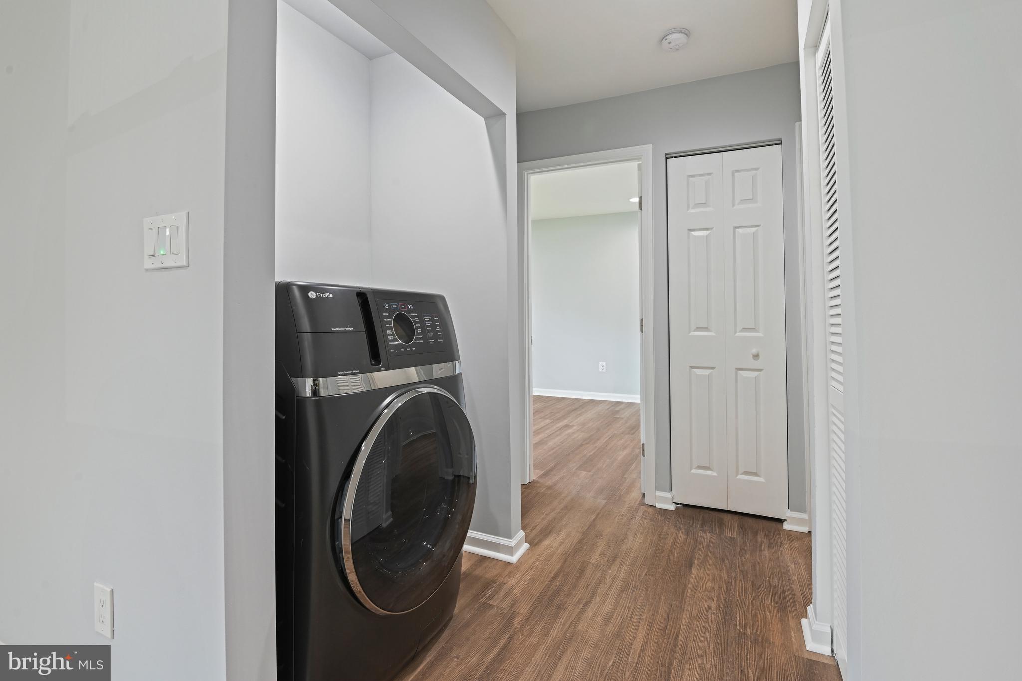 STERLING  PARK - Residential