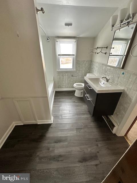 KENSINGTON ESTATES - Residential