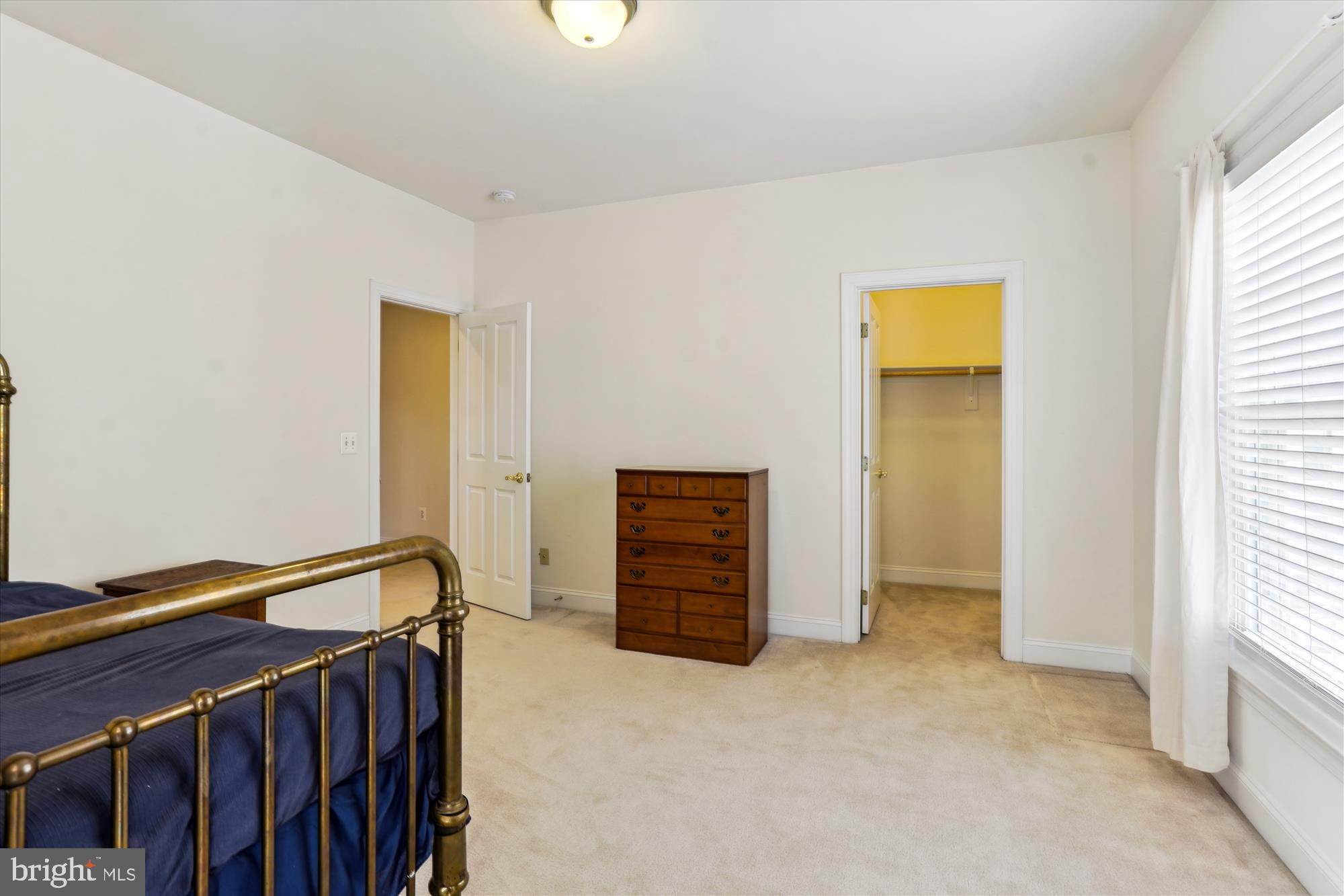 MORGAN CHASE - Residential