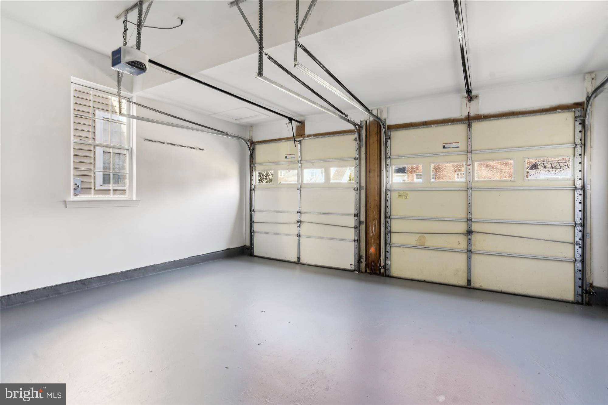 MORGAN CHASE - Residential