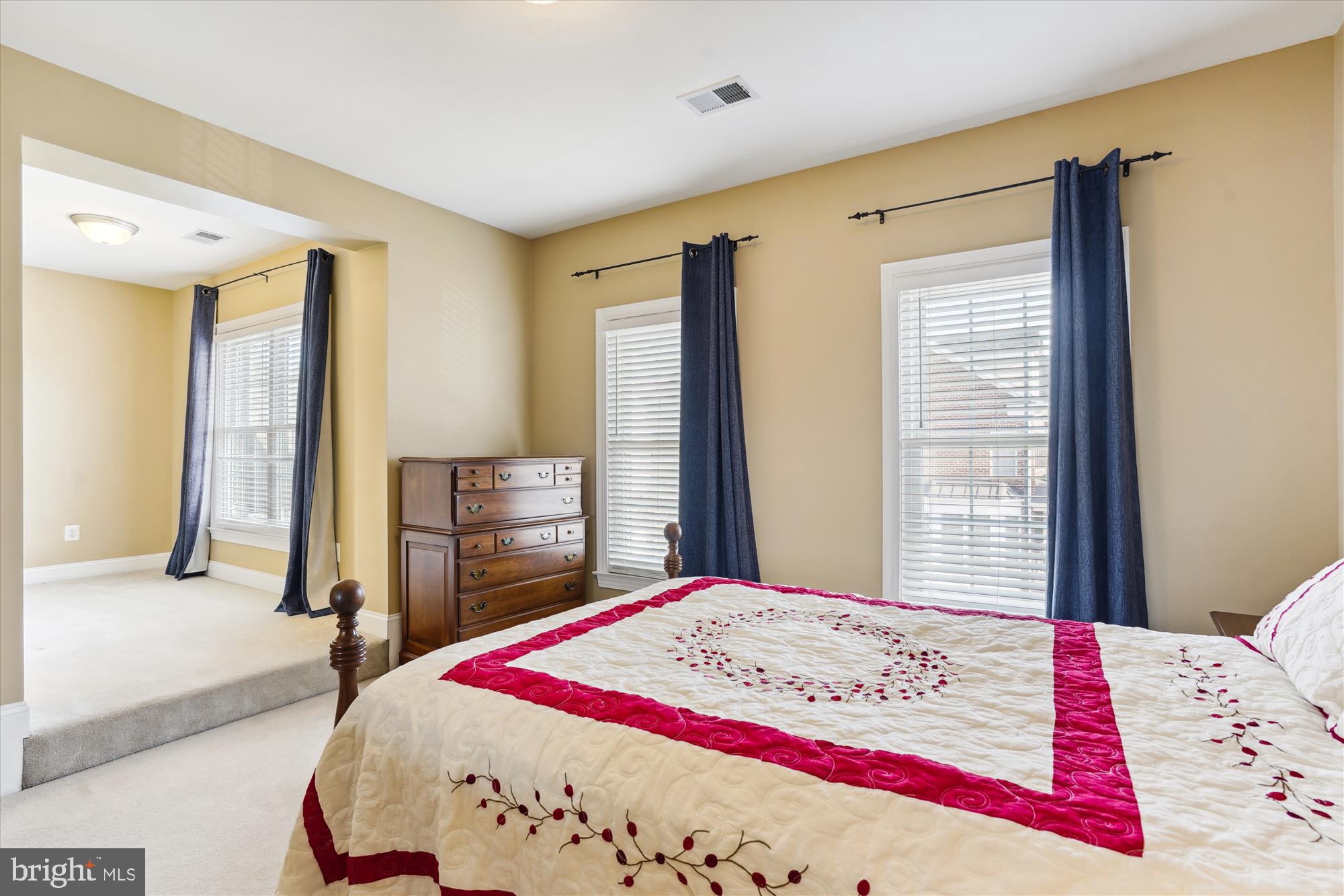 MORGAN CHASE - Residential