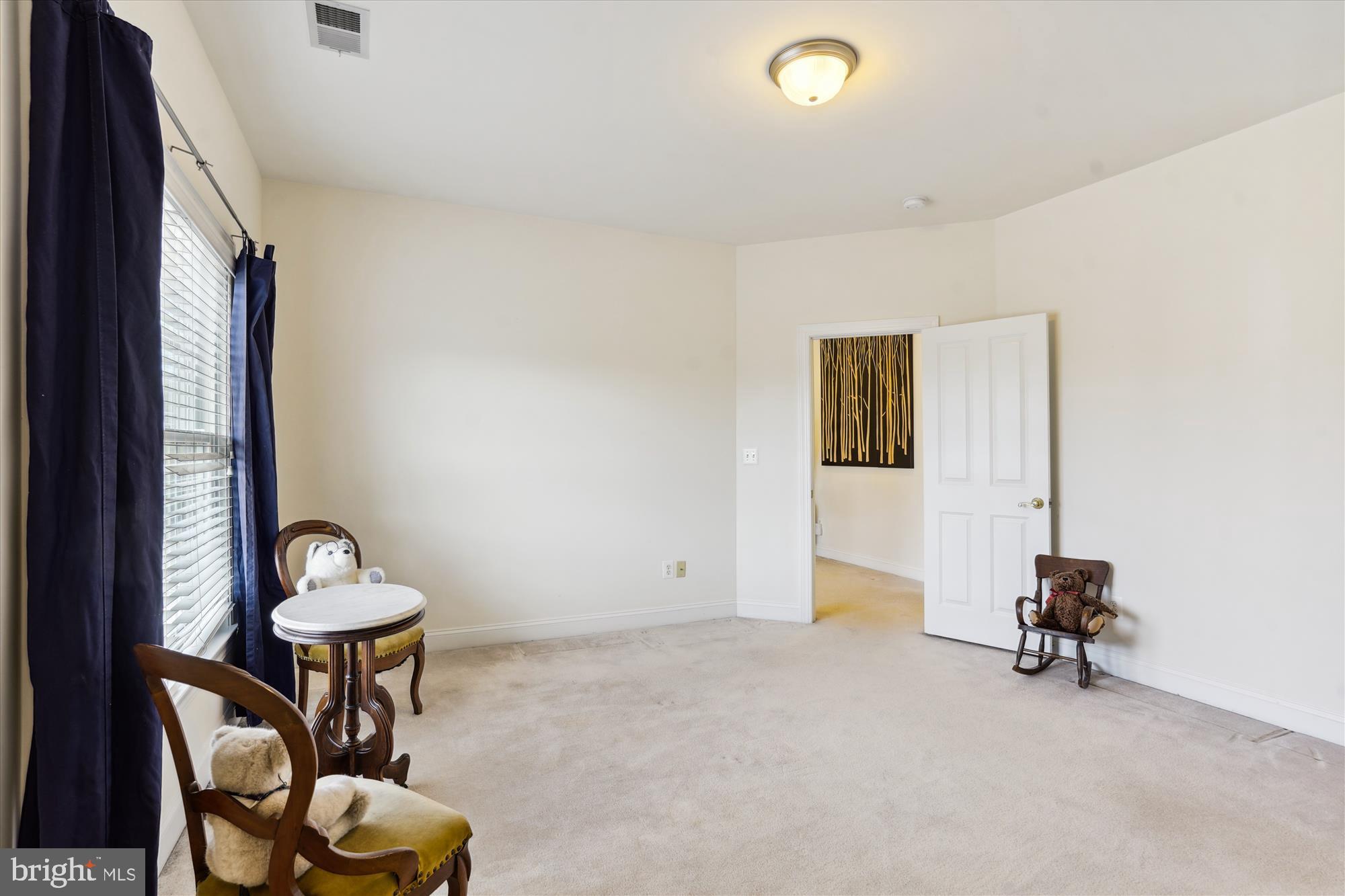 MORGAN CHASE - Residential