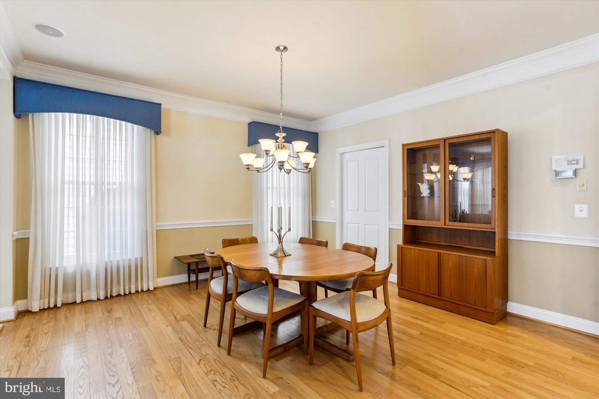 MORGAN CHASE - Residential