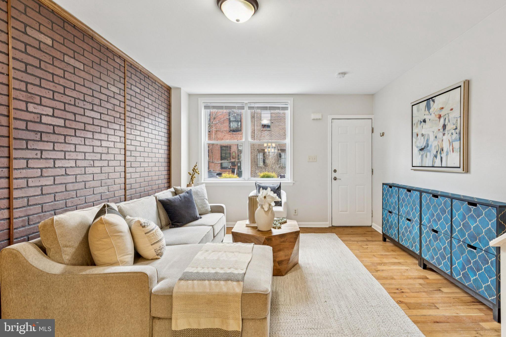 PASSYUNK SQUARE - Residential