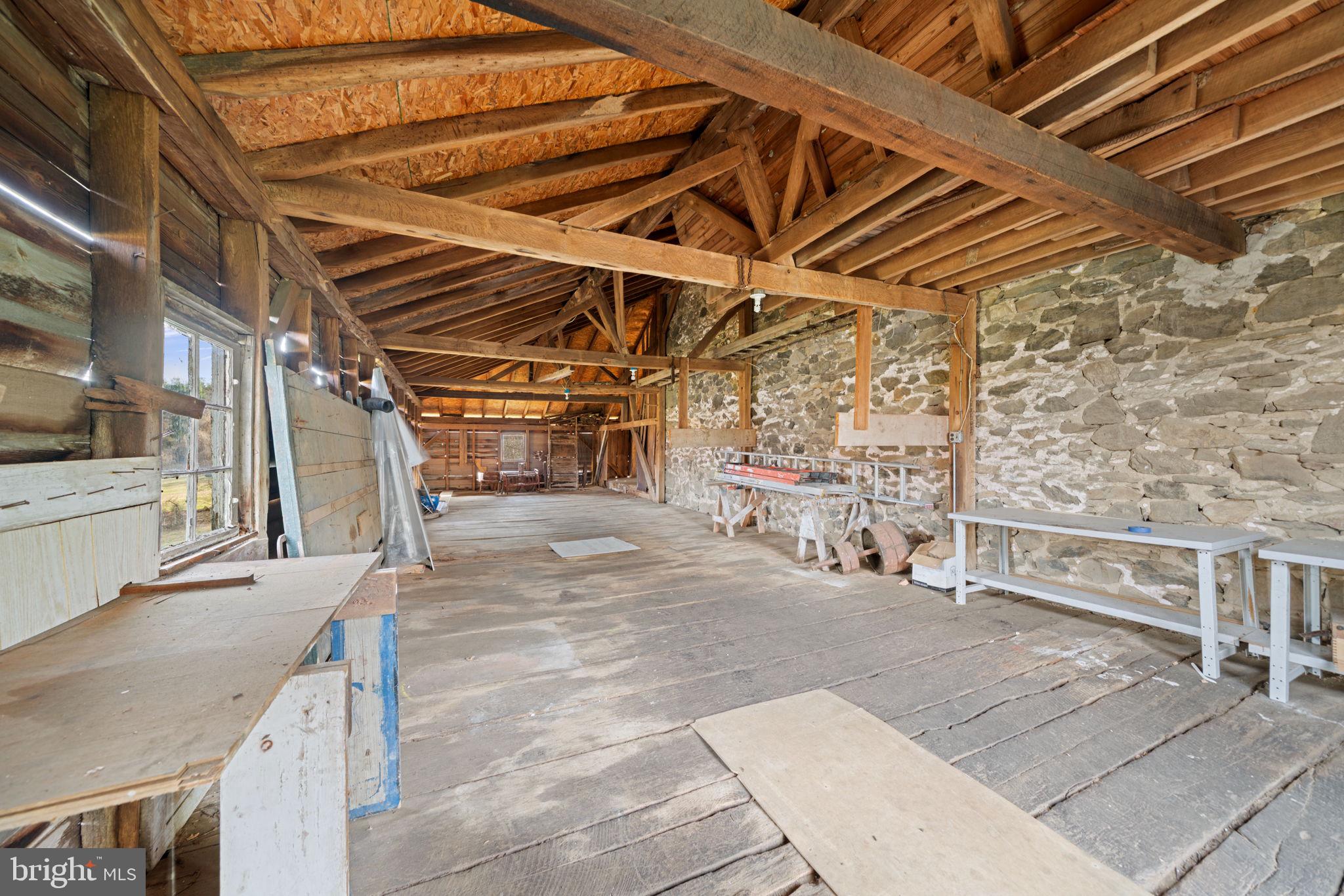 MEMEL FARMS - Residential