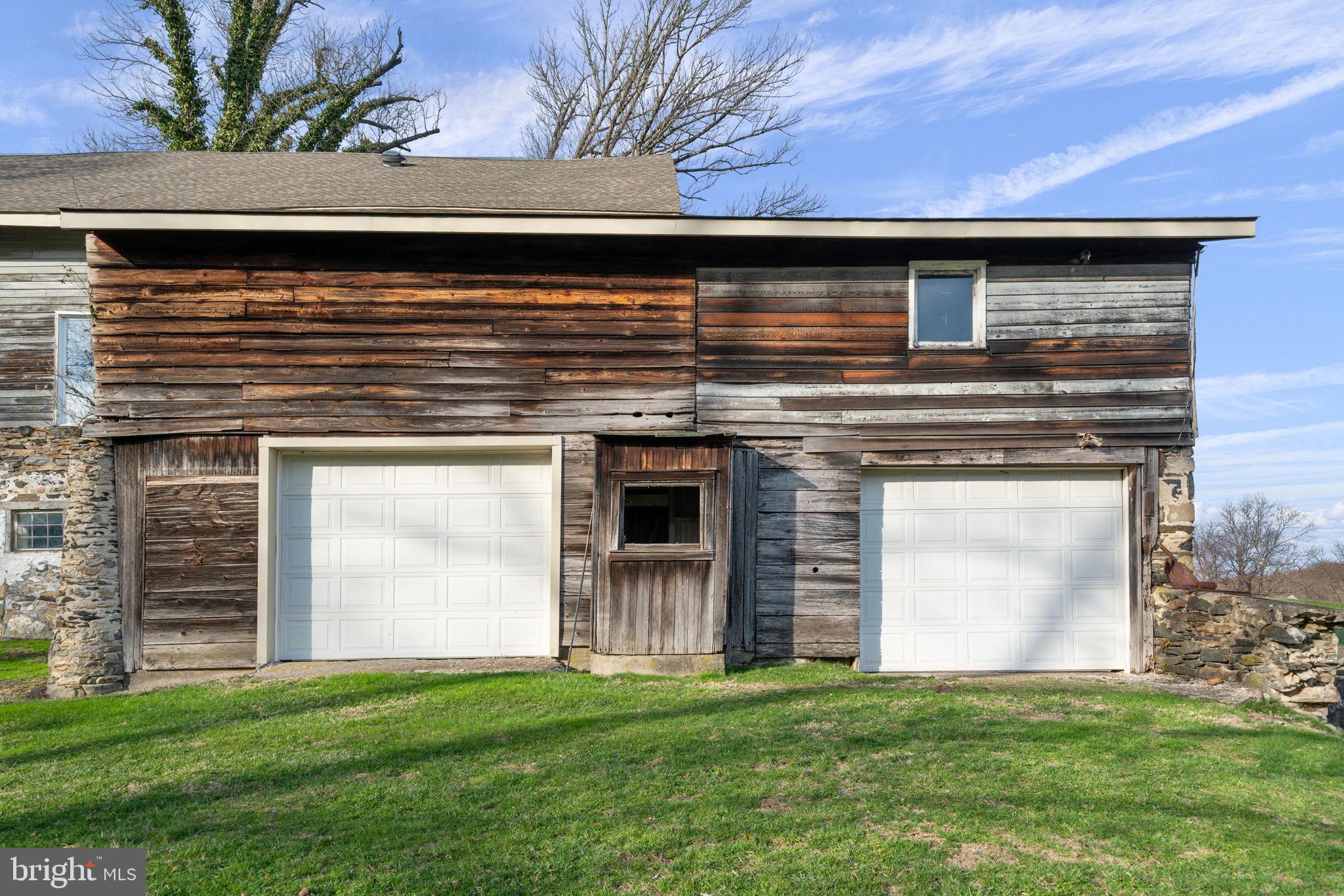 MEMEL FARMS - Residential