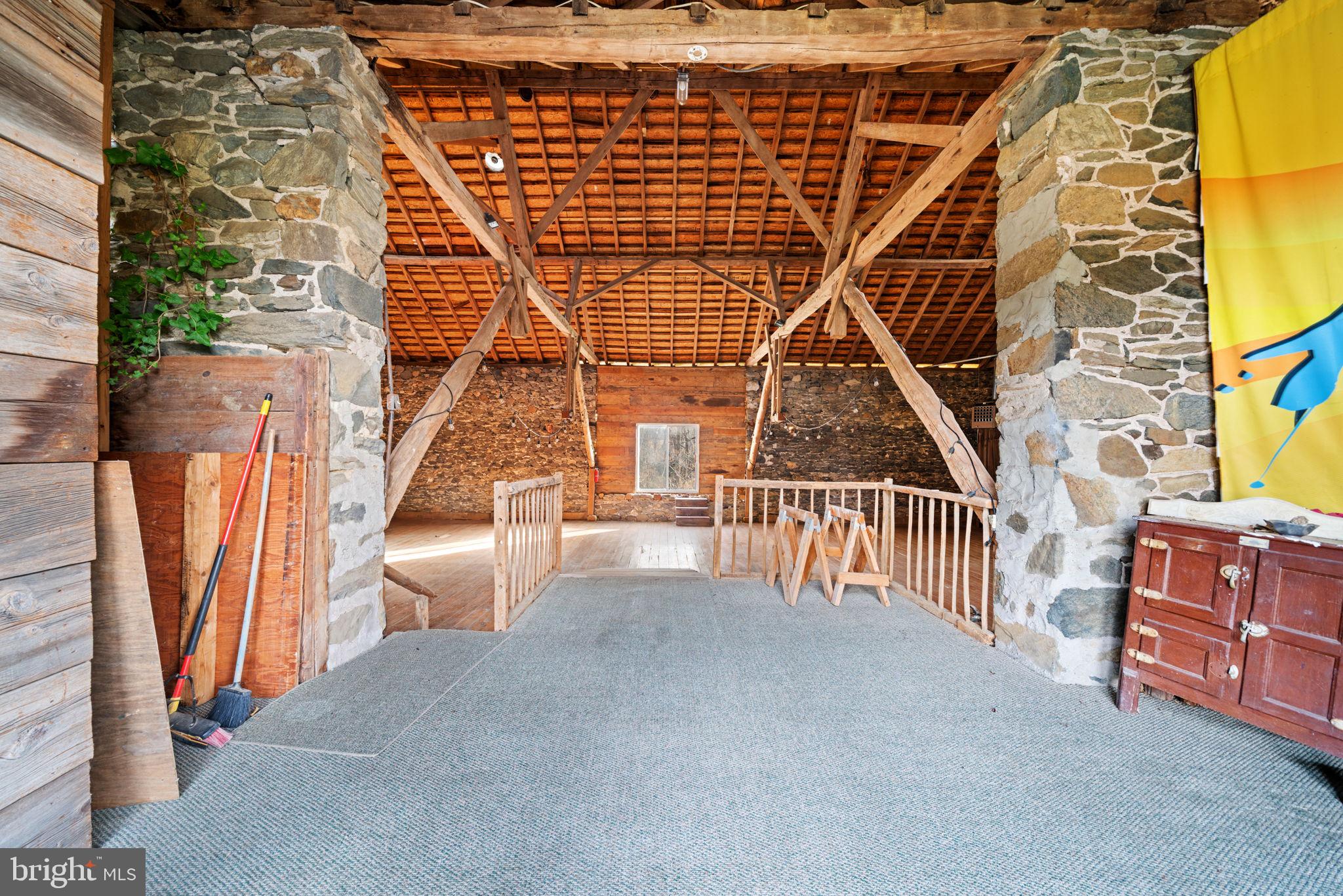 MEMEL FARMS - Residential