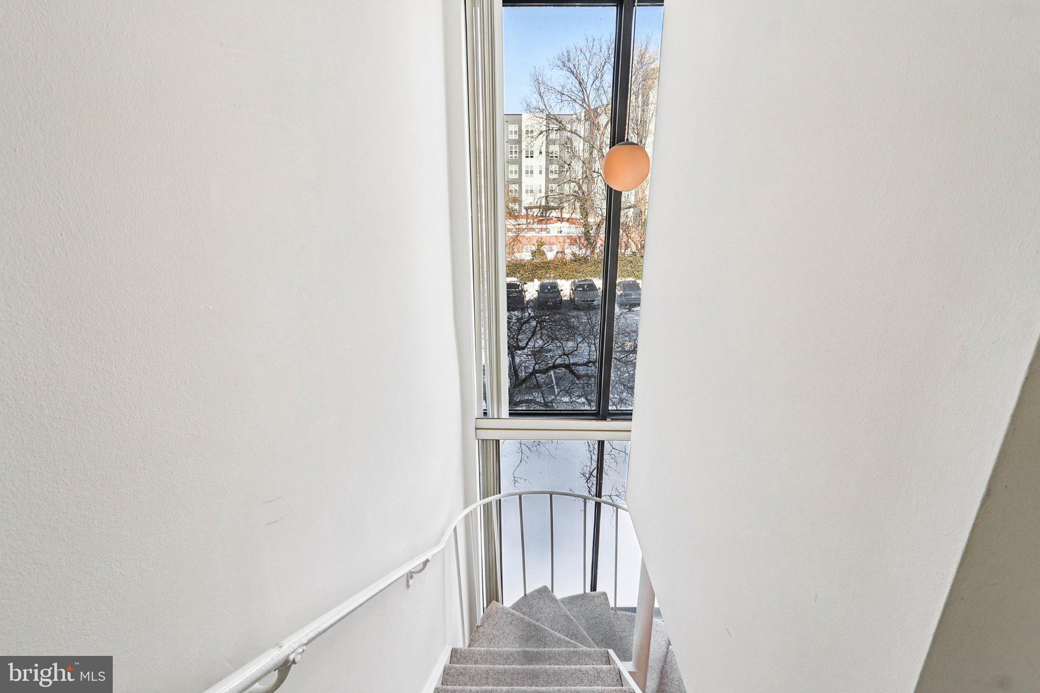 AMERICANA FINMARK - Residential