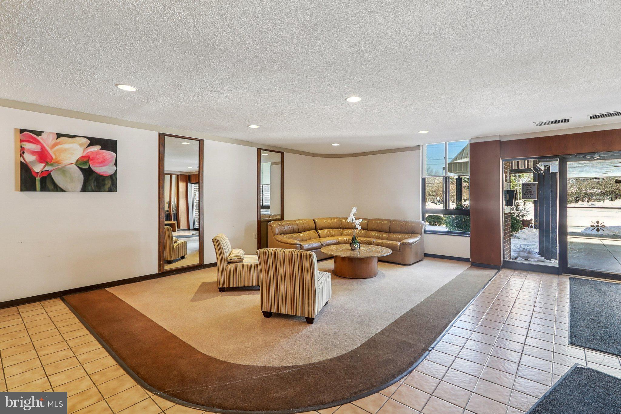 AMERICANA FINMARK - Residential