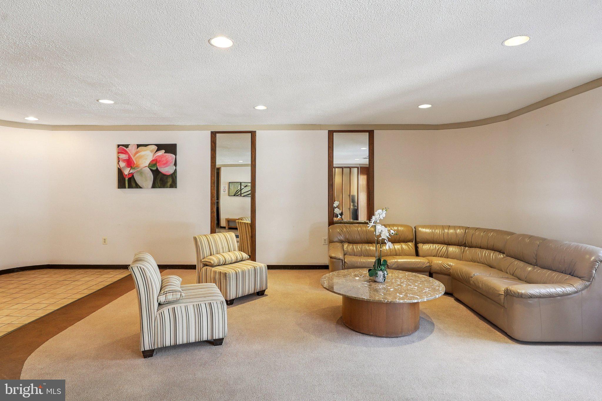 AMERICANA FINMARK - Residential