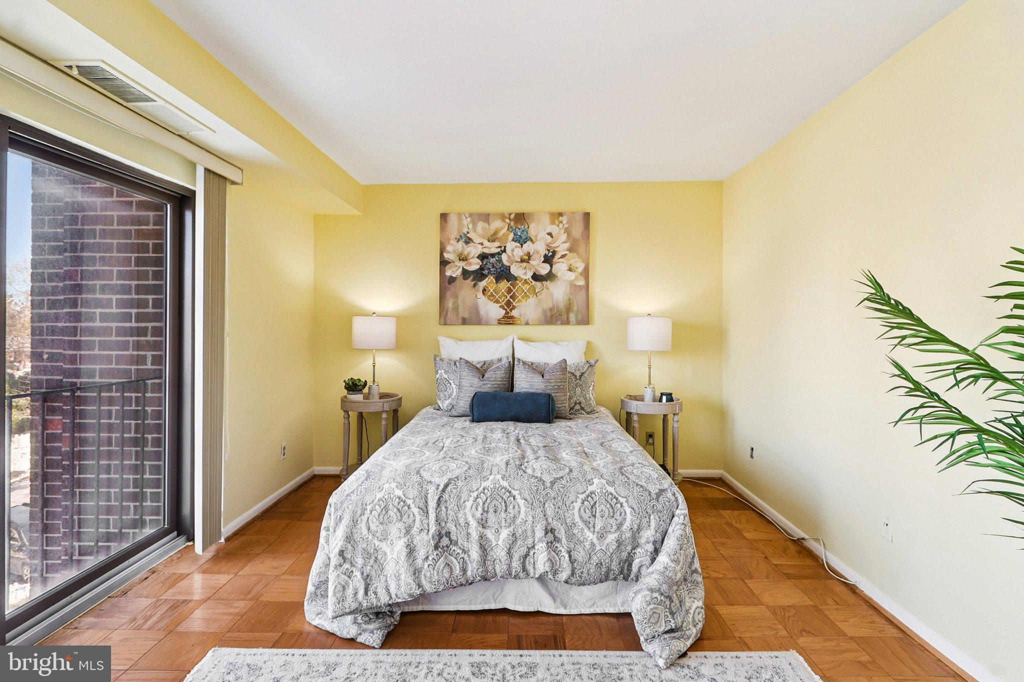 AMERICANA FINMARK - Residential