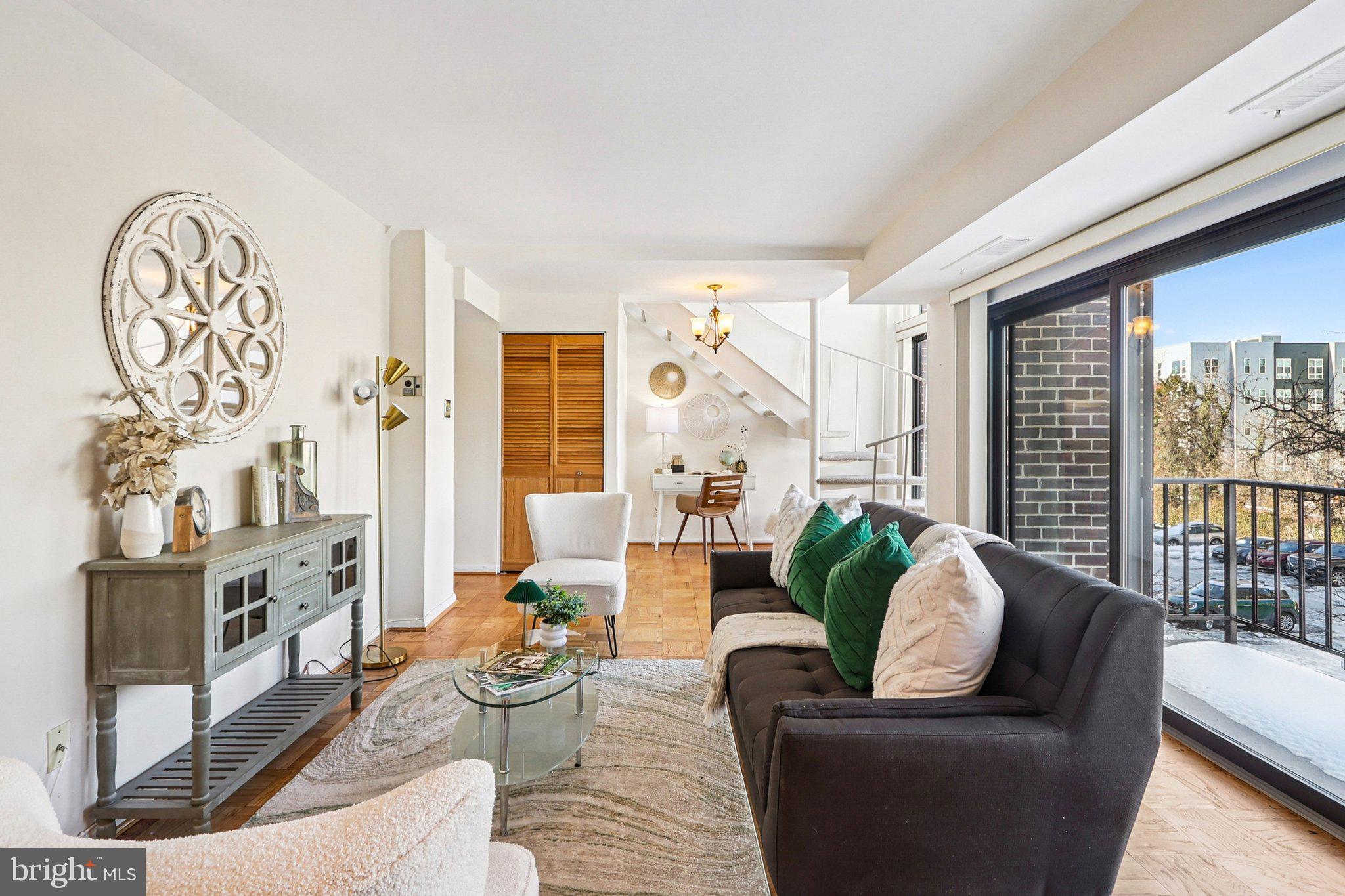 AMERICANA FINMARK - Residential