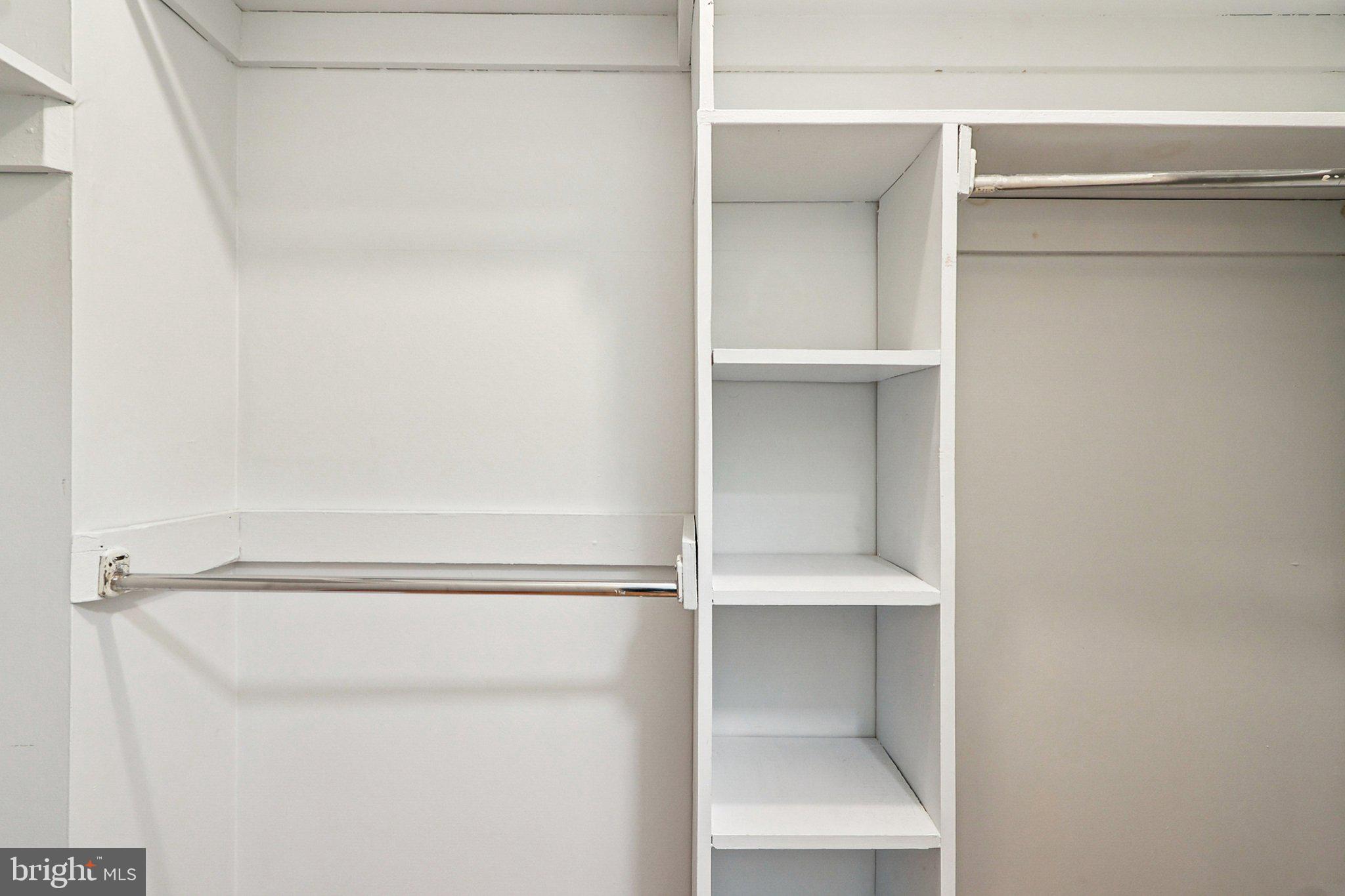 AMERICANA FINMARK - Residential