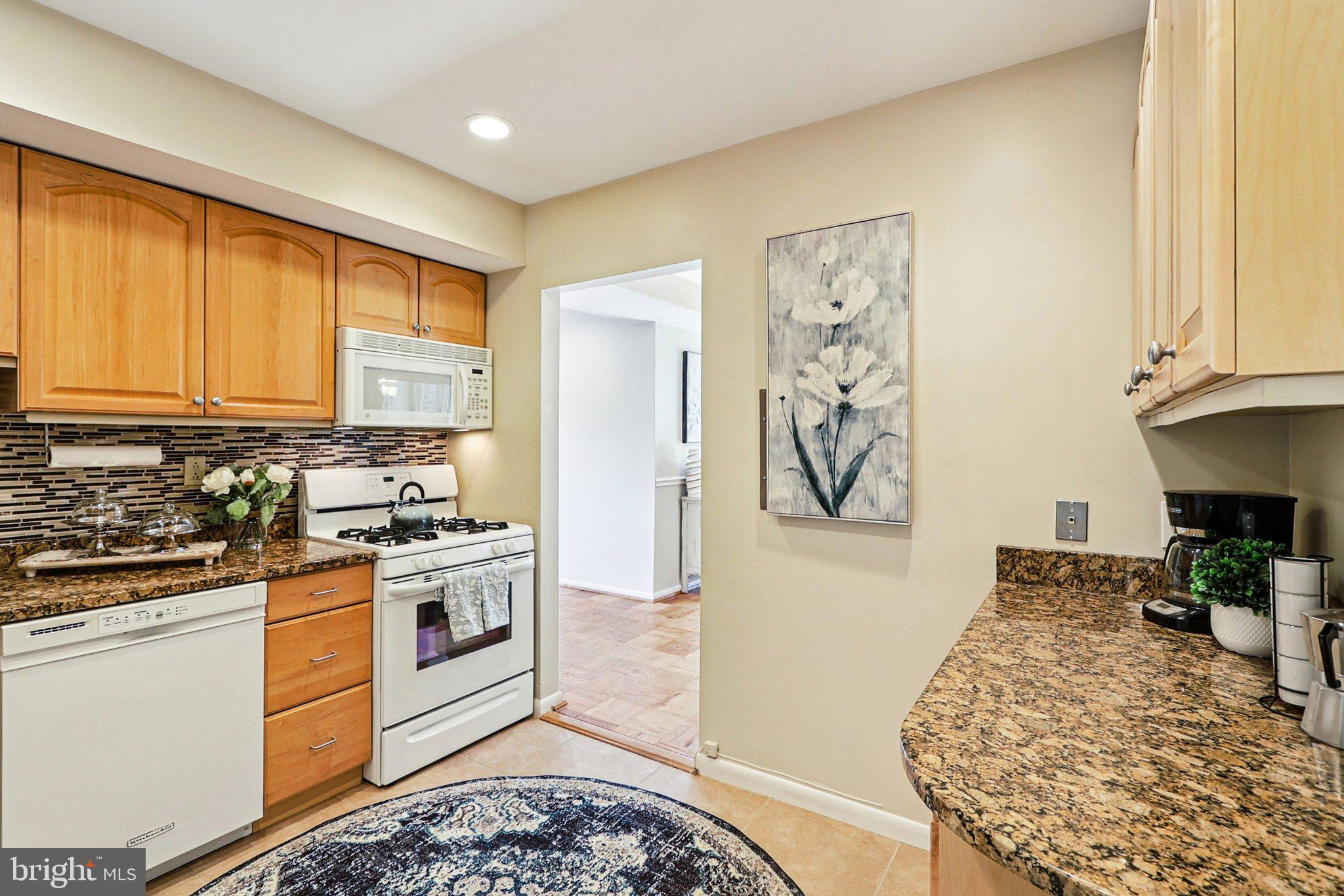 AMERICANA FINMARK - Residential