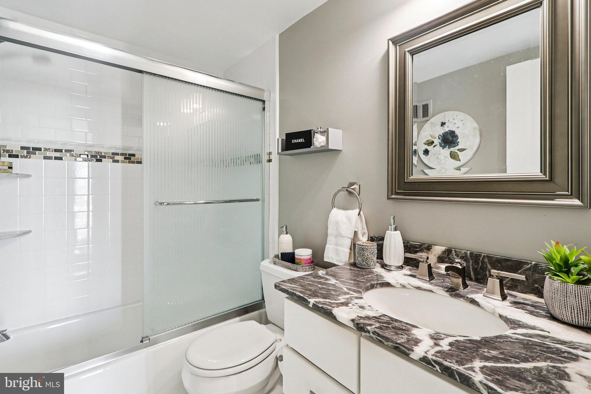 AMERICANA FINMARK - Residential