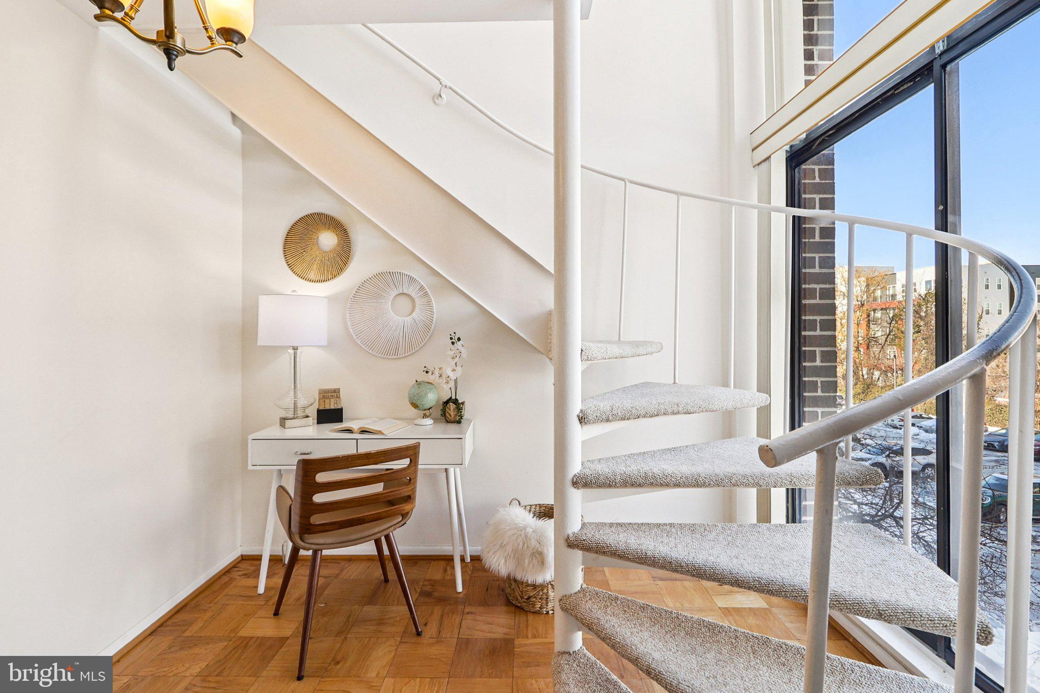 AMERICANA FINMARK - Residential