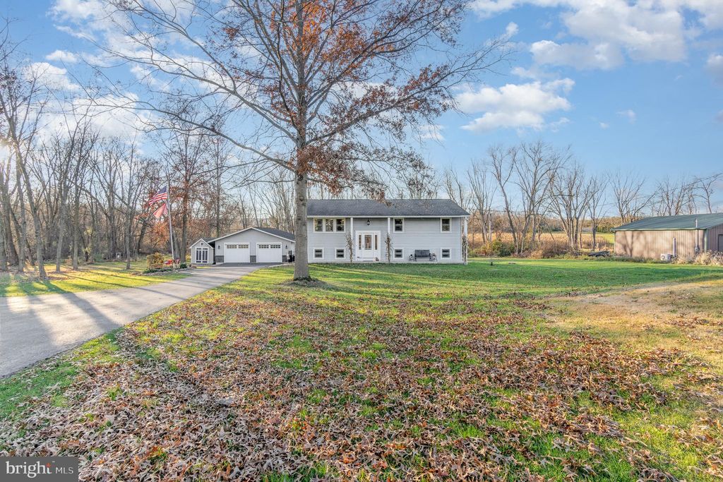 Photo of 4655 Kennedy Lane, Elizabethtown, PA 17022 (MLS # PADA2028872)
