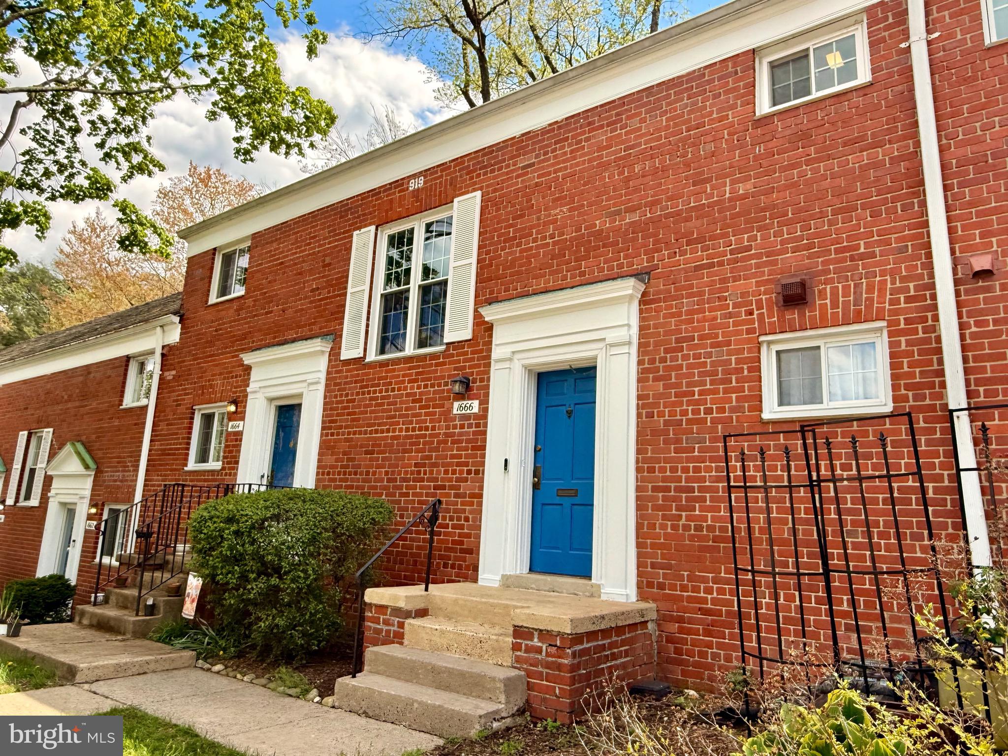 PARK  FAIRFAX - Residential