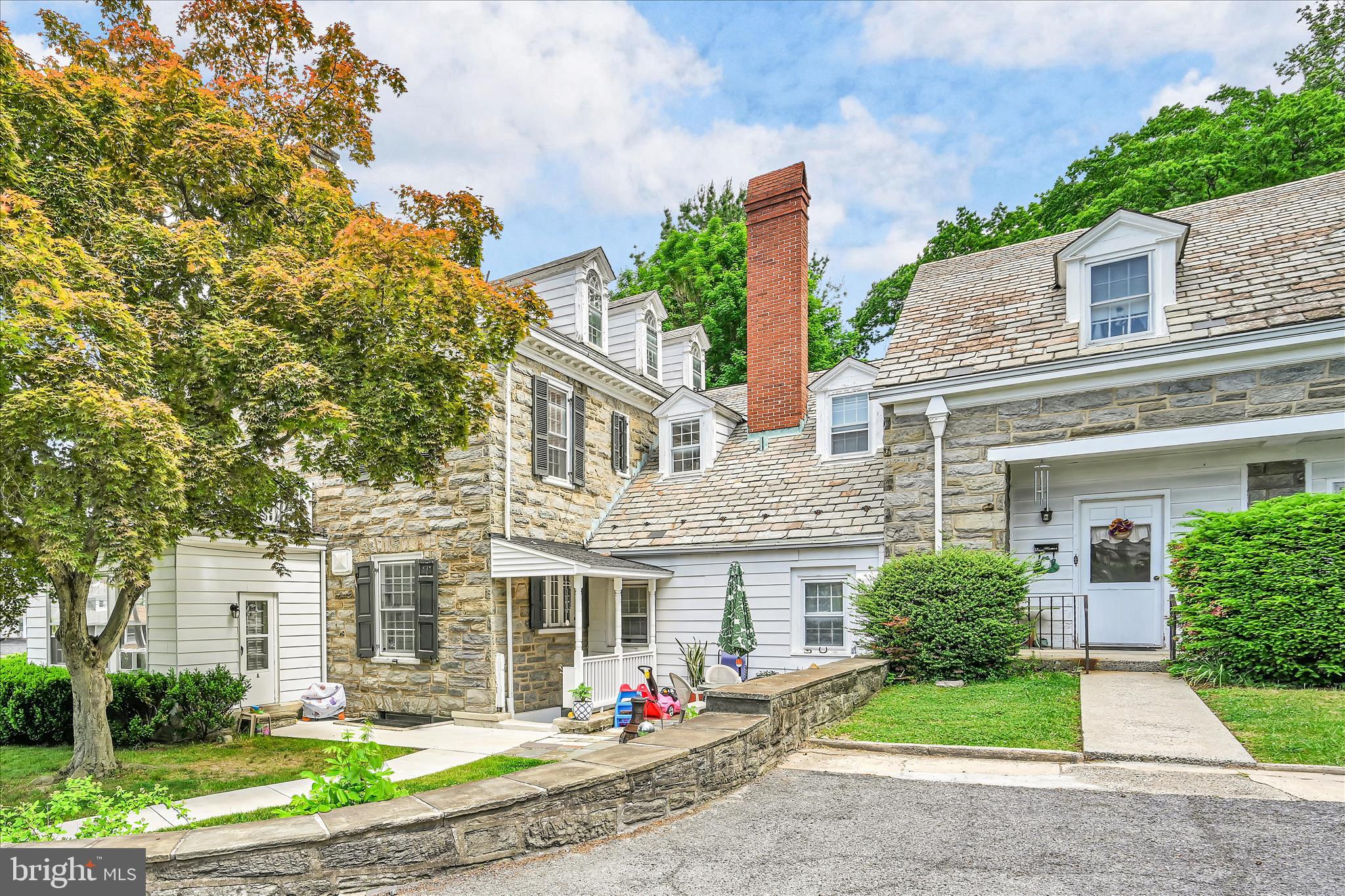 HAMPDEN HEIGHTS - Commercial Sale