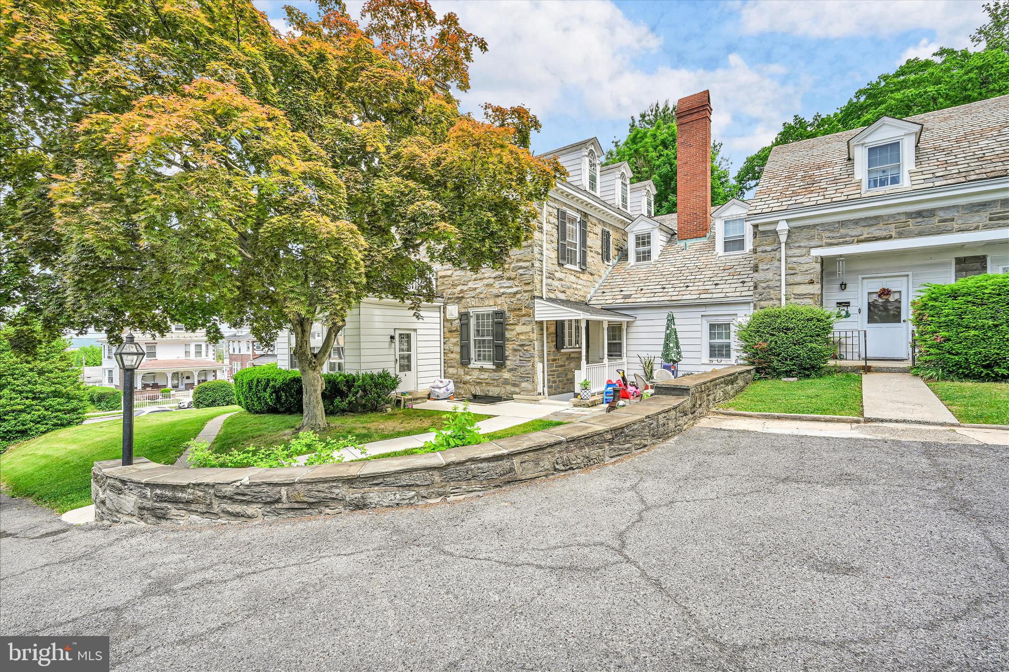 HAMPDEN HEIGHTS - Commercial Sale