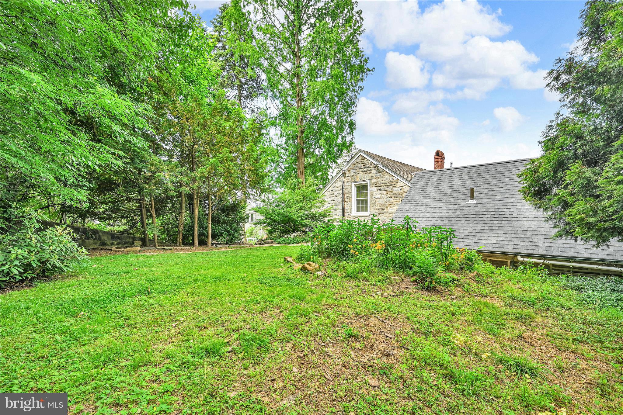 HAMPDEN HEIGHTS - Commercial Sale