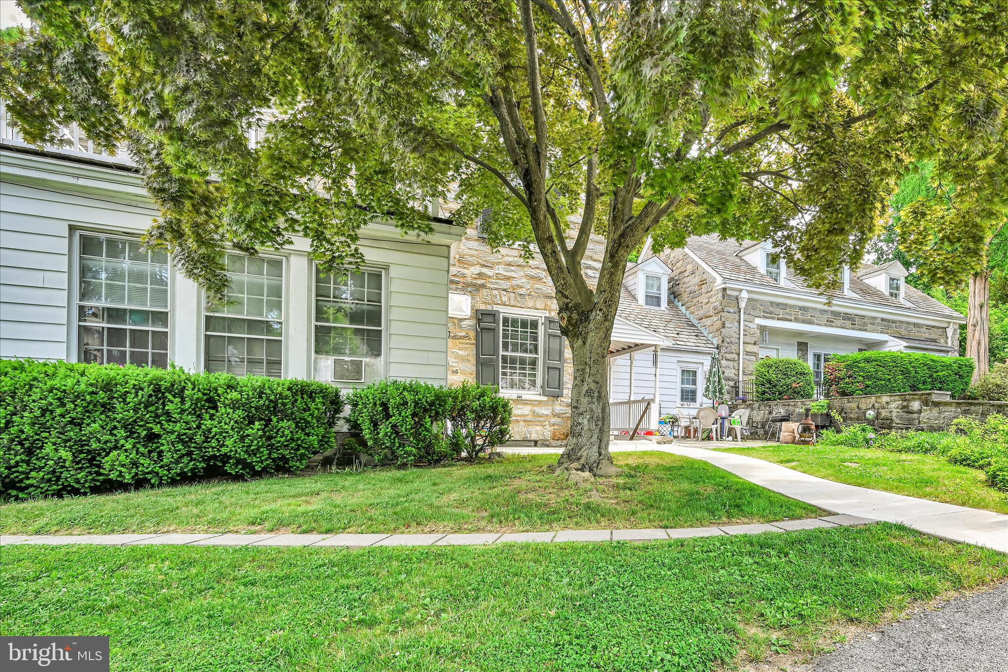 HAMPDEN HEIGHTS - Commercial Sale
