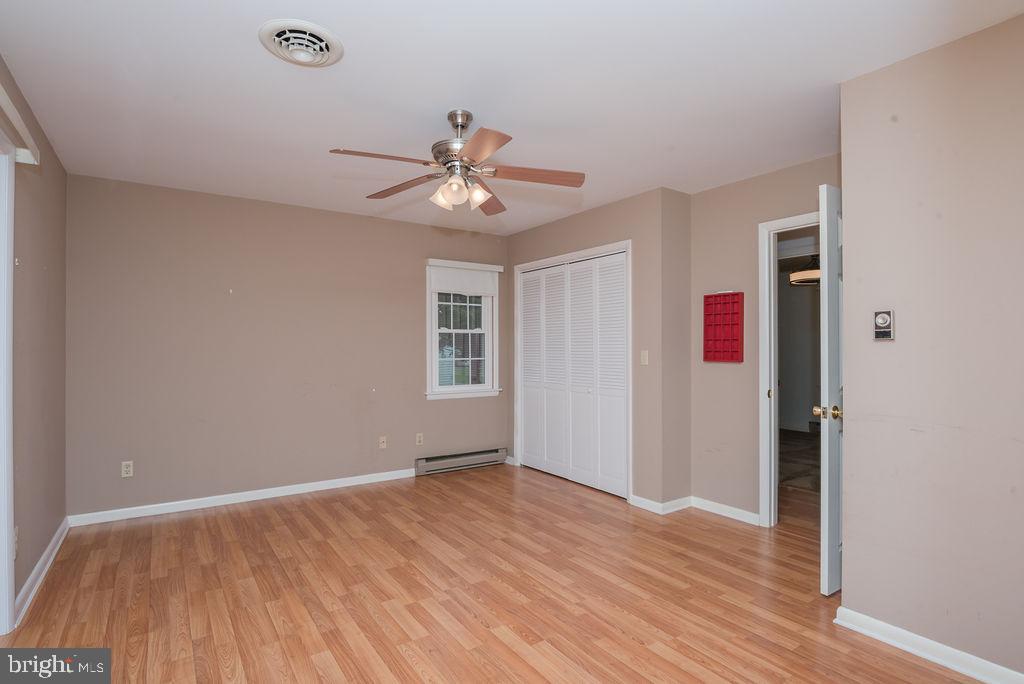 SCHUMAKER GLEN - Residential