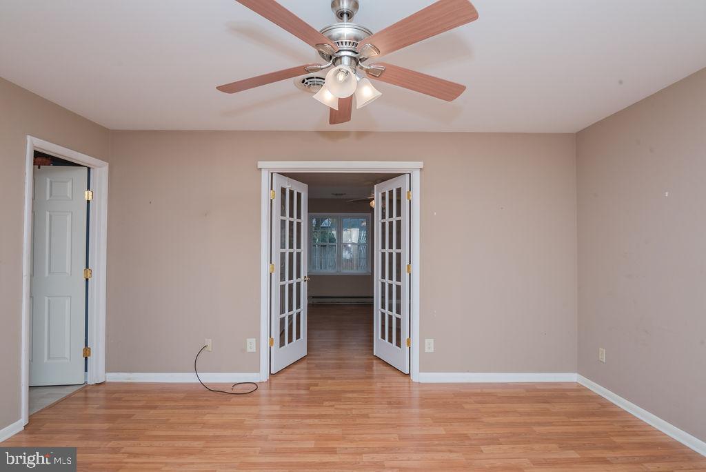 SCHUMAKER GLEN - Residential