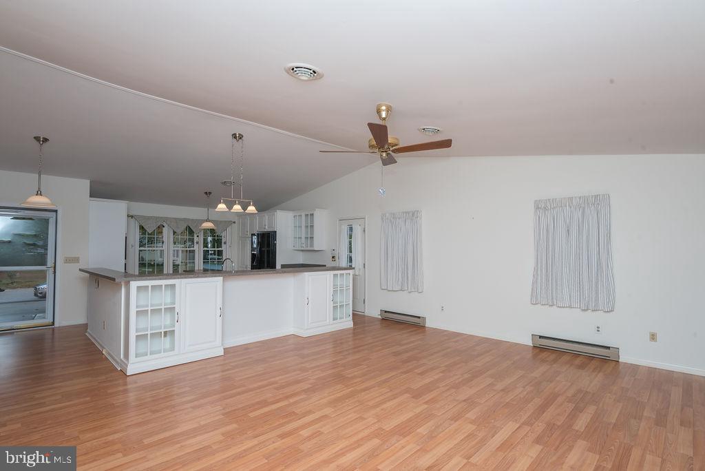 SCHUMAKER GLEN - Residential