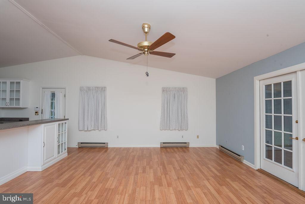 SCHUMAKER GLEN - Residential