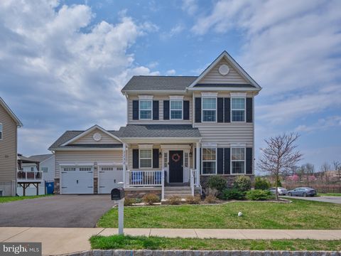 2232 SUNNYVALE DRIVE PENNSBURG PA 18073