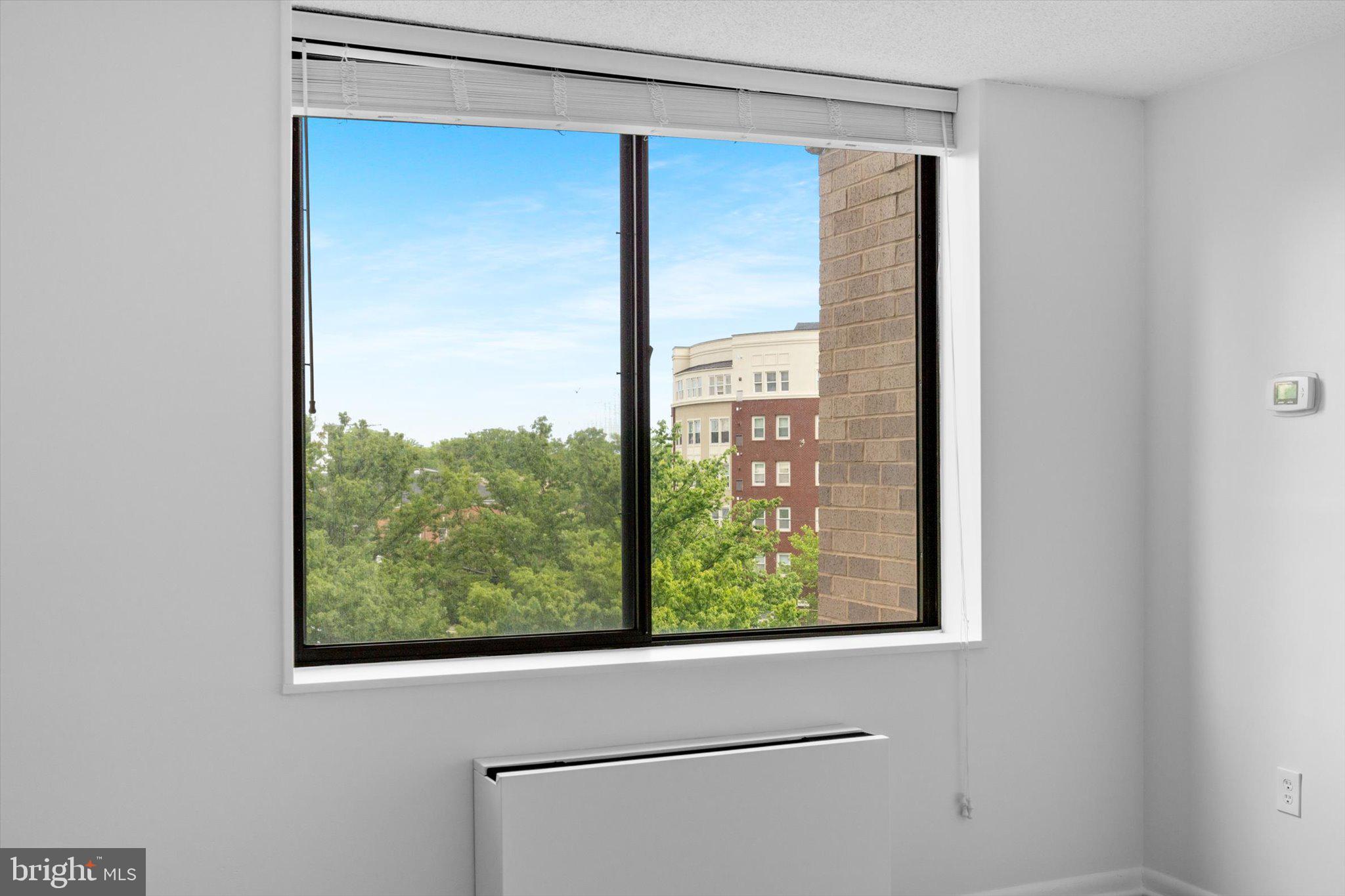 SKYLINE PLAZA - Residential Lease