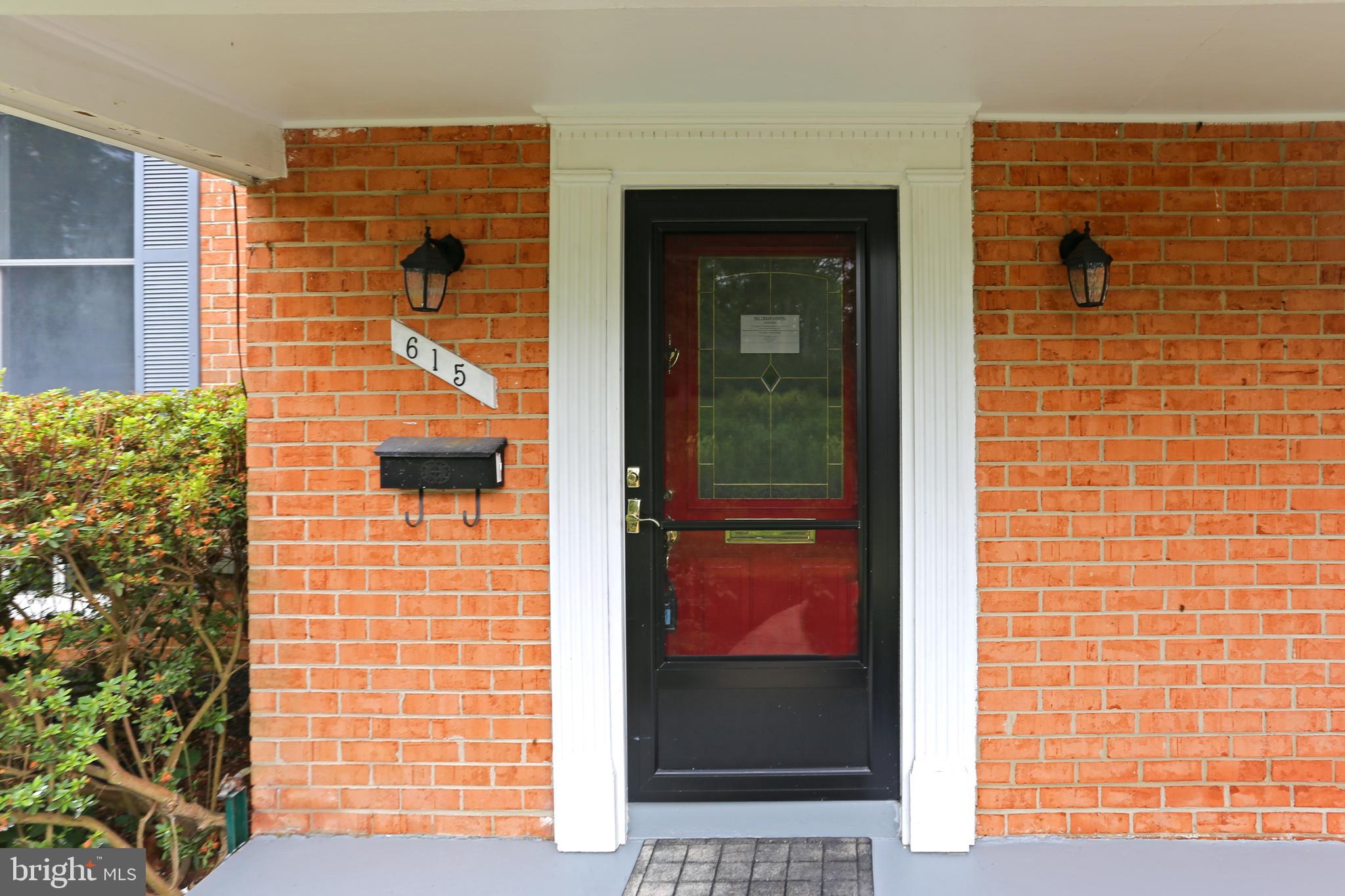 WOODLEY GARDENS - Residential