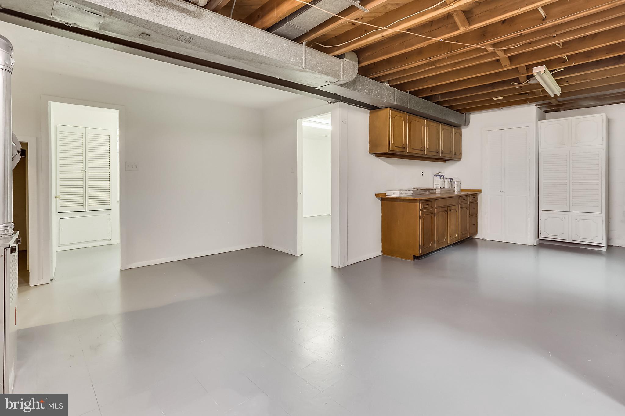 WOODLEY GARDENS - Residential