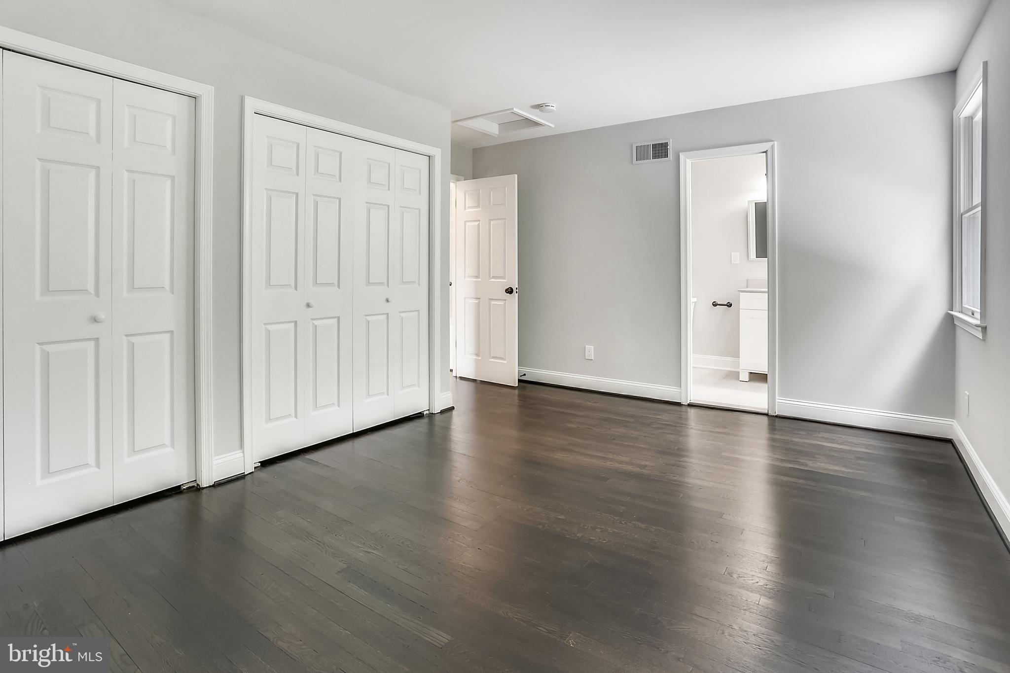 WOODLEY GARDENS - Residential