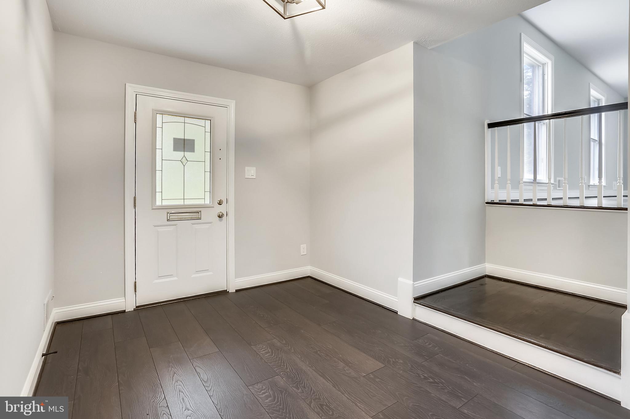 WOODLEY GARDENS - Residential