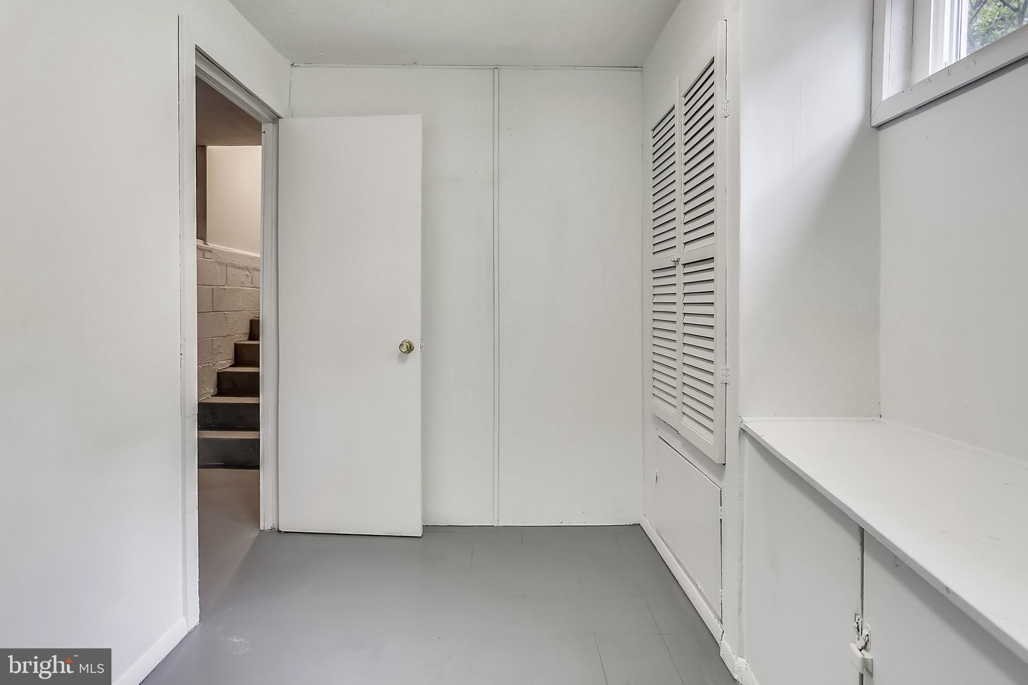 WOODLEY GARDENS - Residential