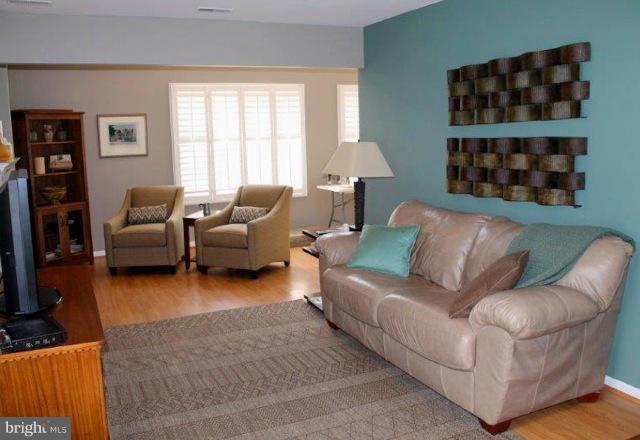 HERITAGE HARBOUR - Residential