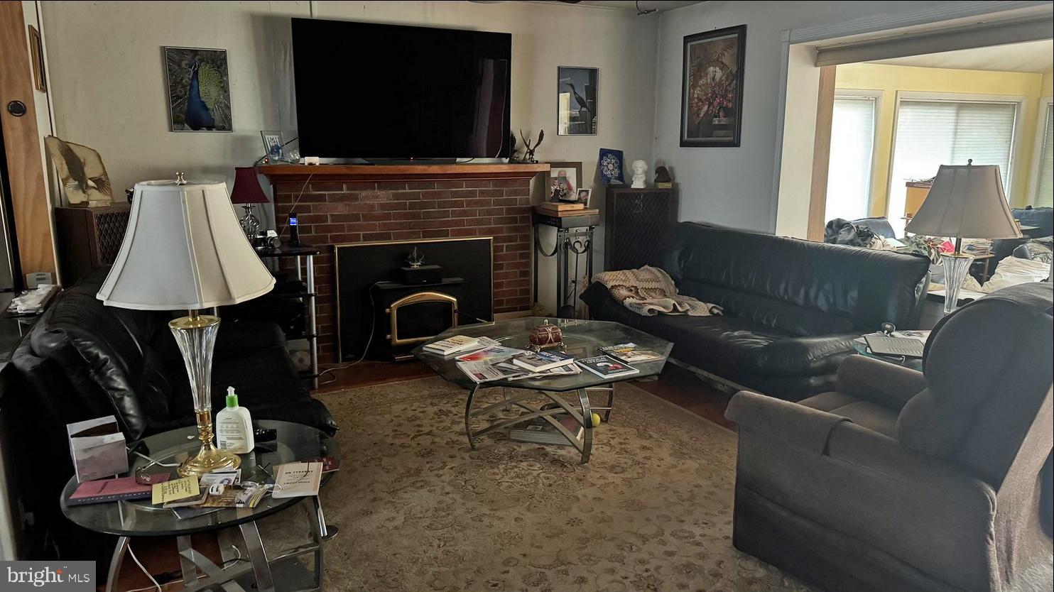 PROSPECT HILLS - Residential