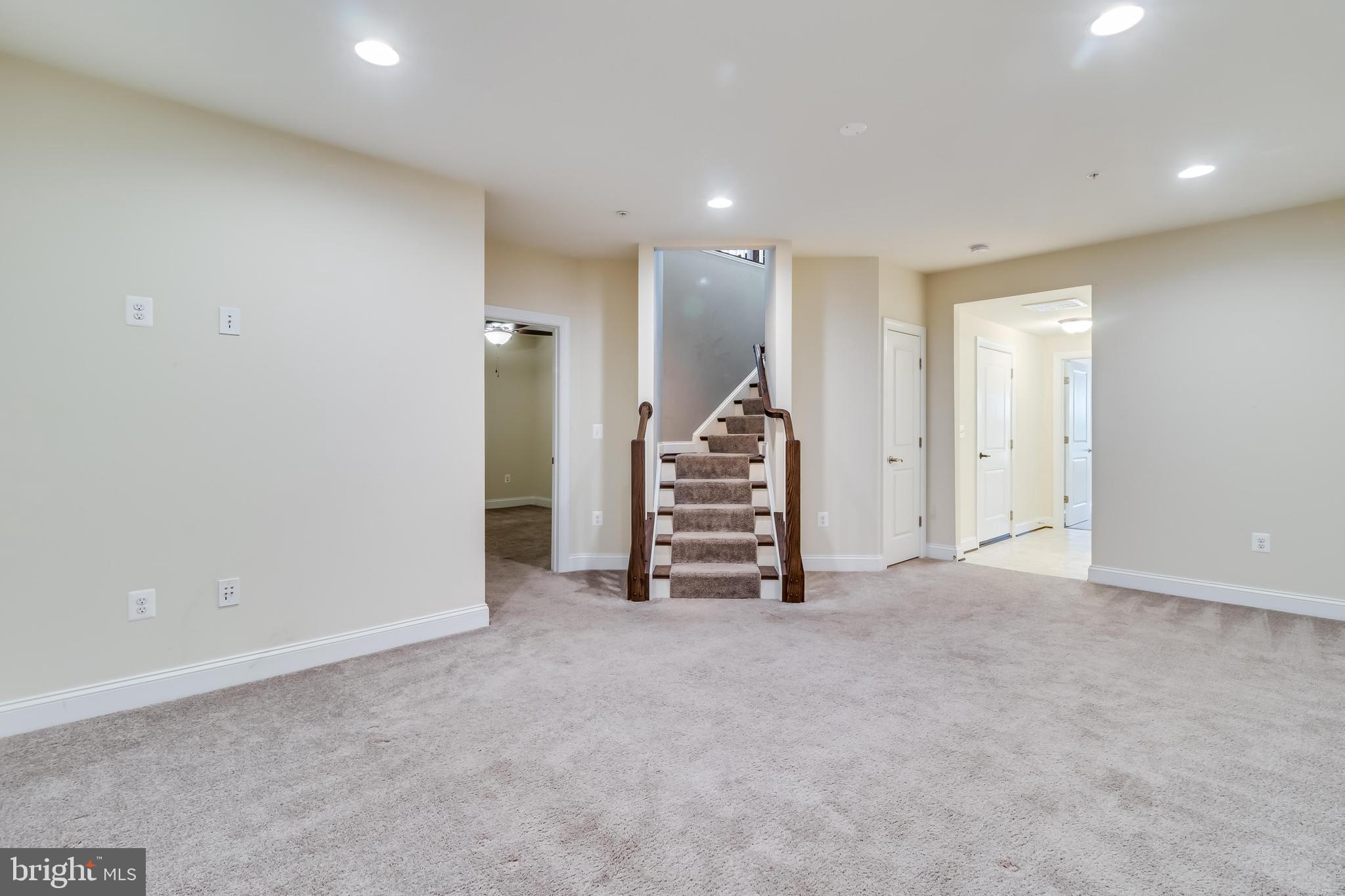 STEEPLECHASE - Residential