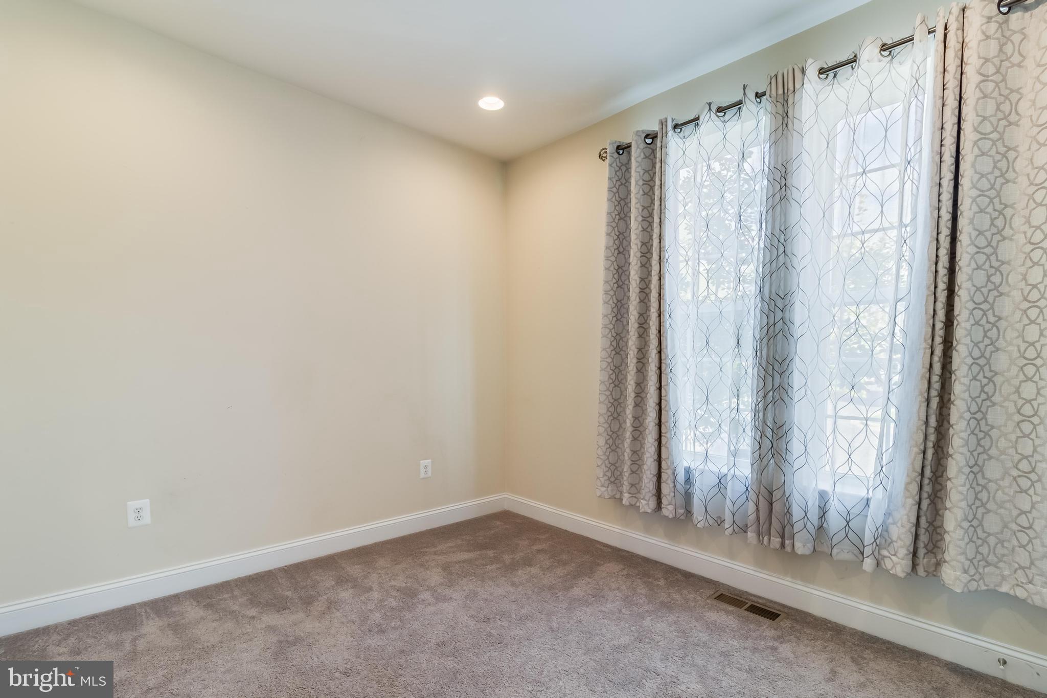 STEEPLECHASE - Residential