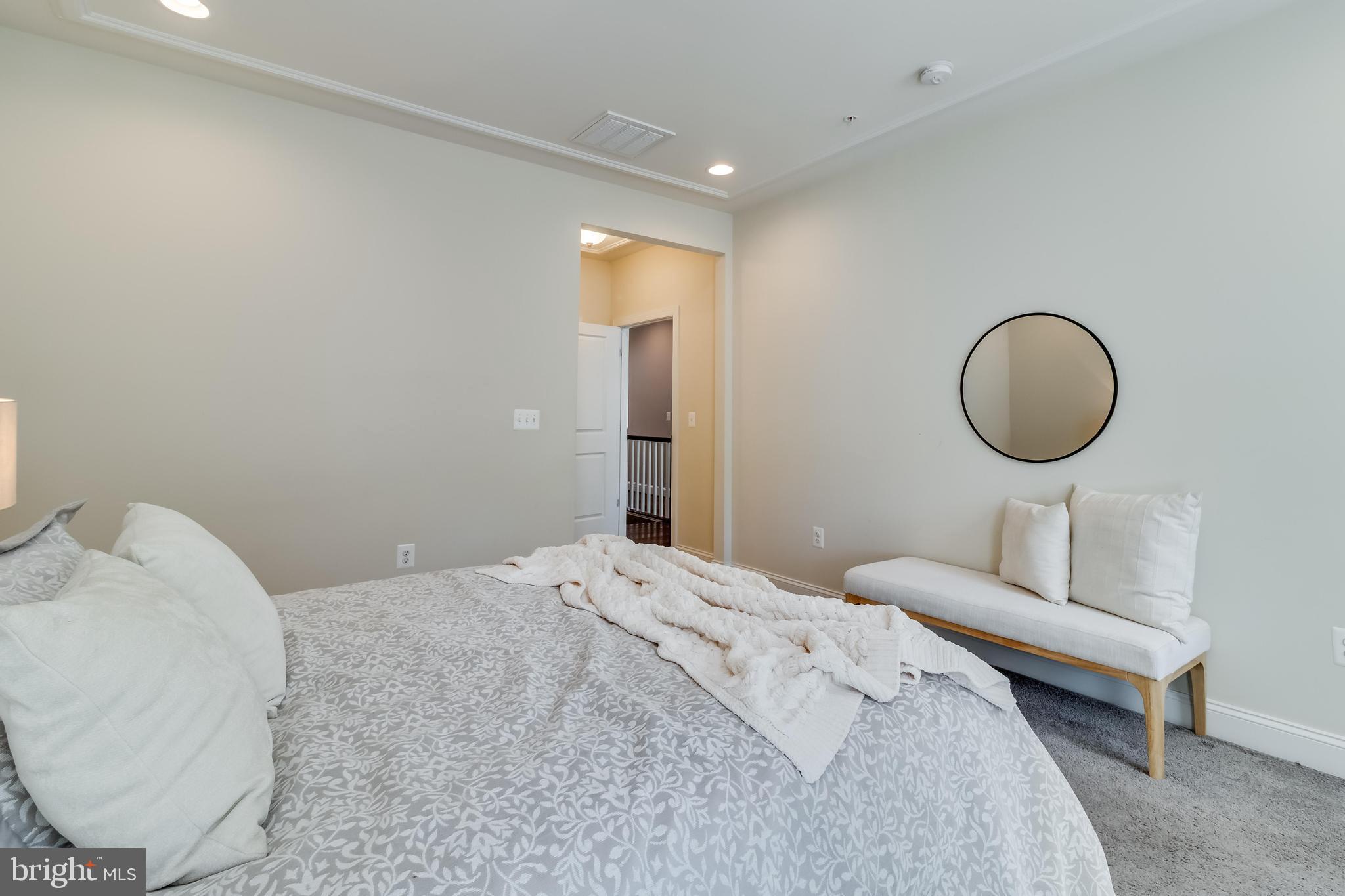 STEEPLECHASE - Residential