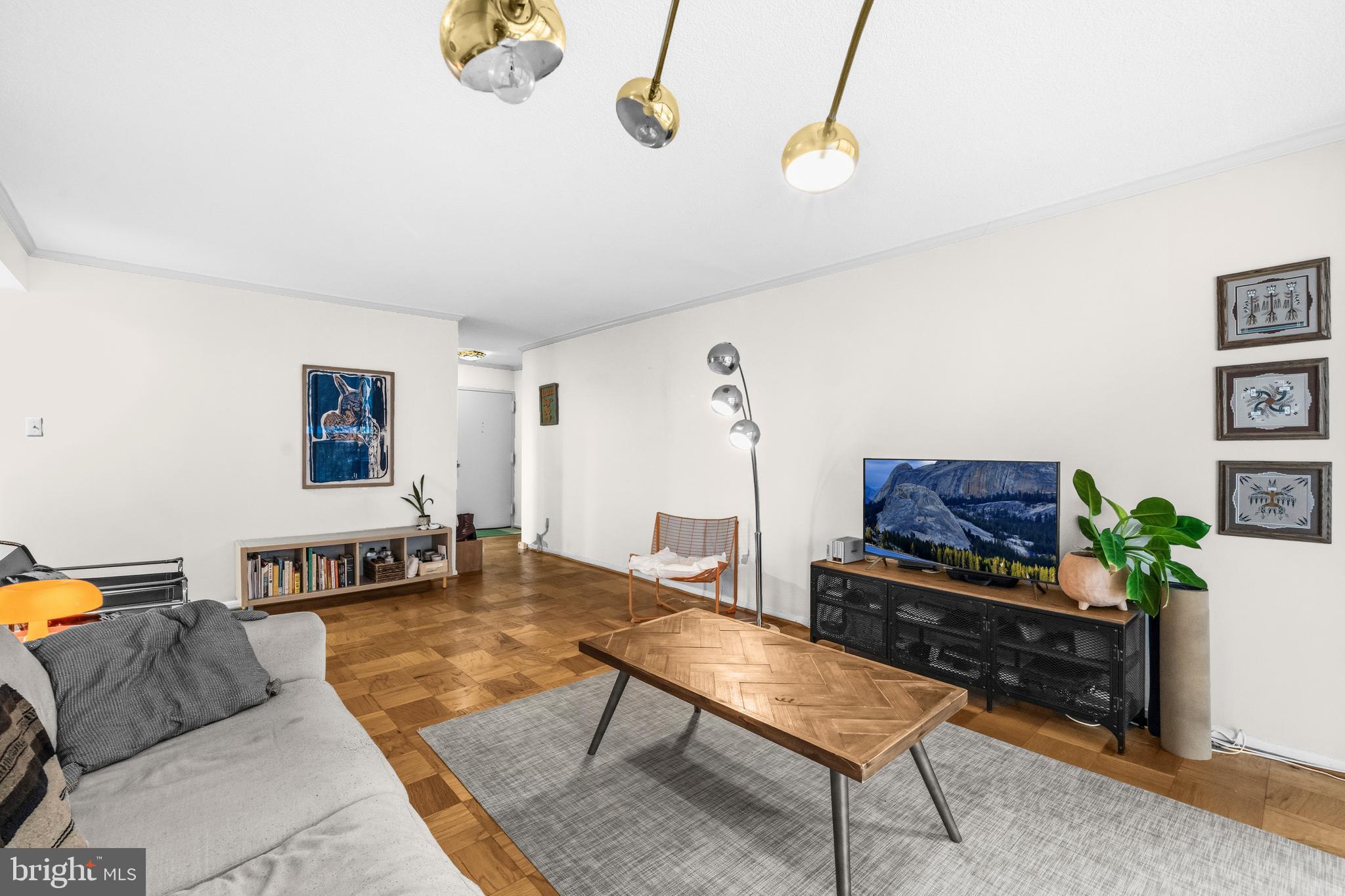 4 MONROE STREET 610