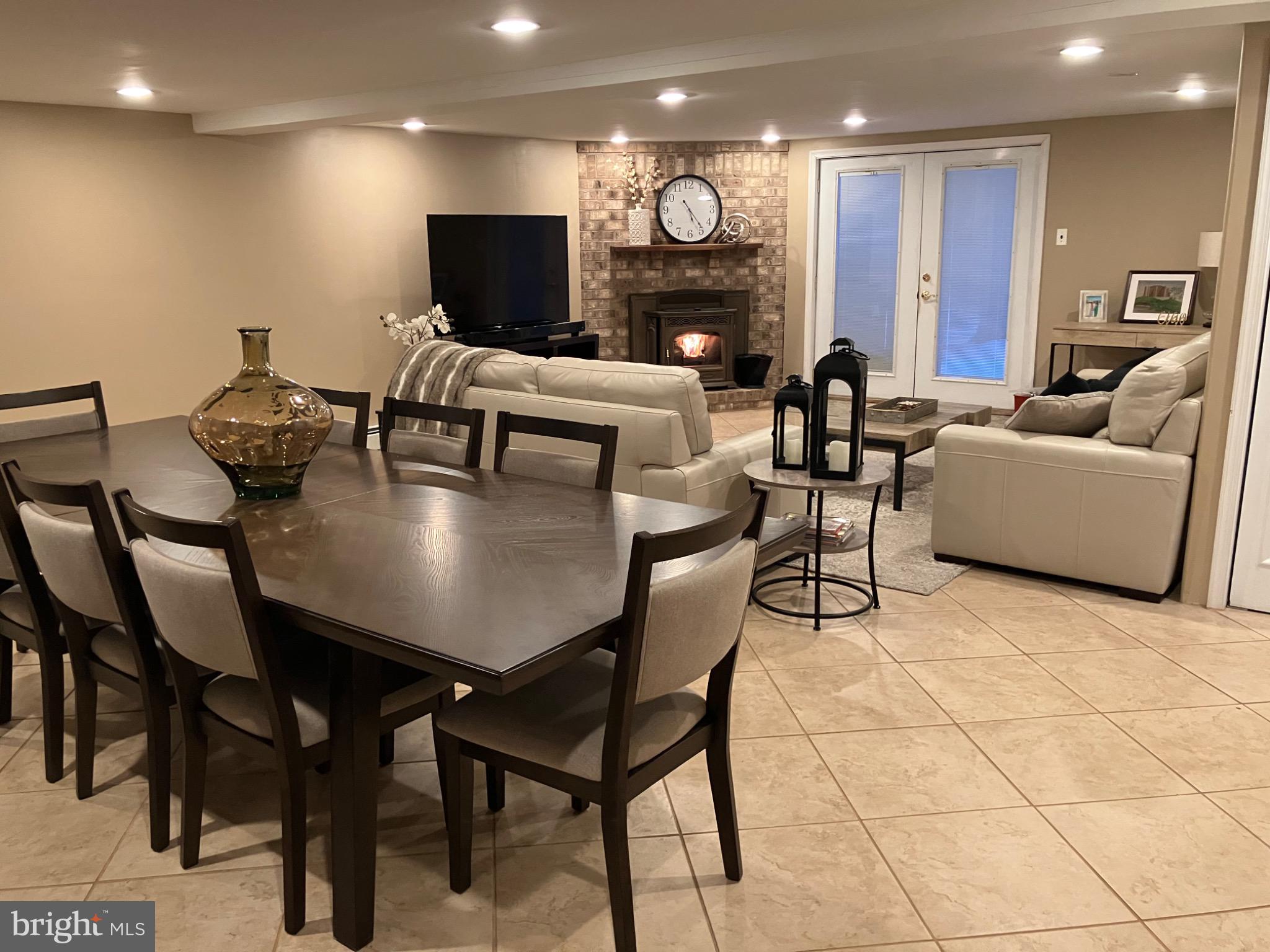 ORCHARD HILL - Residential