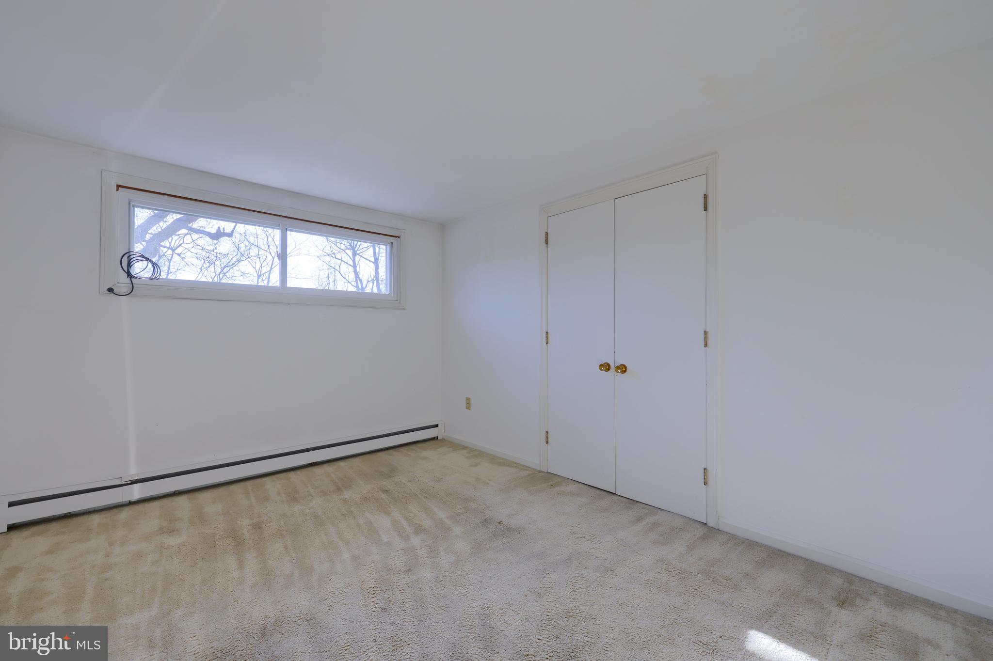 SCHOOL LANE HILLS - Residential